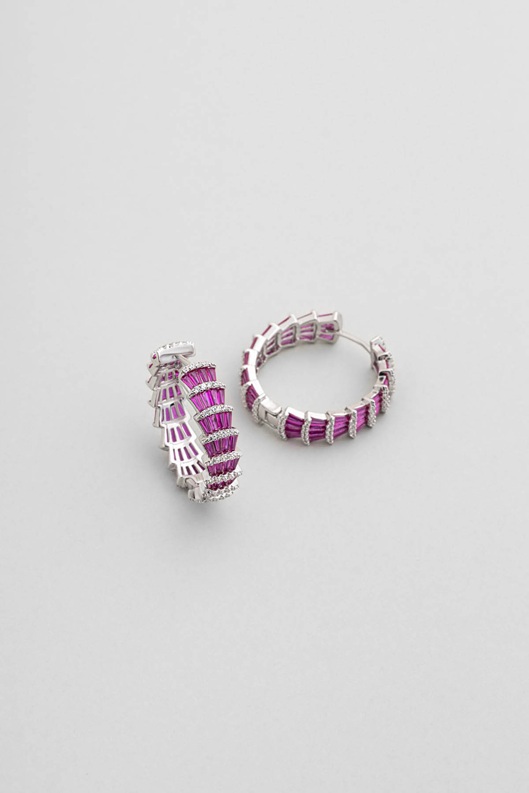 ⁠ Deniz Kabuğu 18 Ayar Beyaz Altın Kaplama Gümüş Halka Küpe_0}