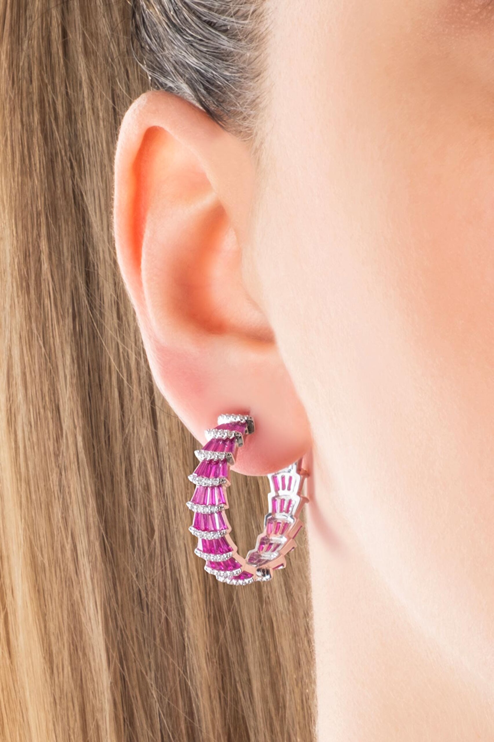 ⁠ Deniz Kabuğu 18 Ayar Beyaz Altın Kaplama Gümüş Halka Küpe_1}