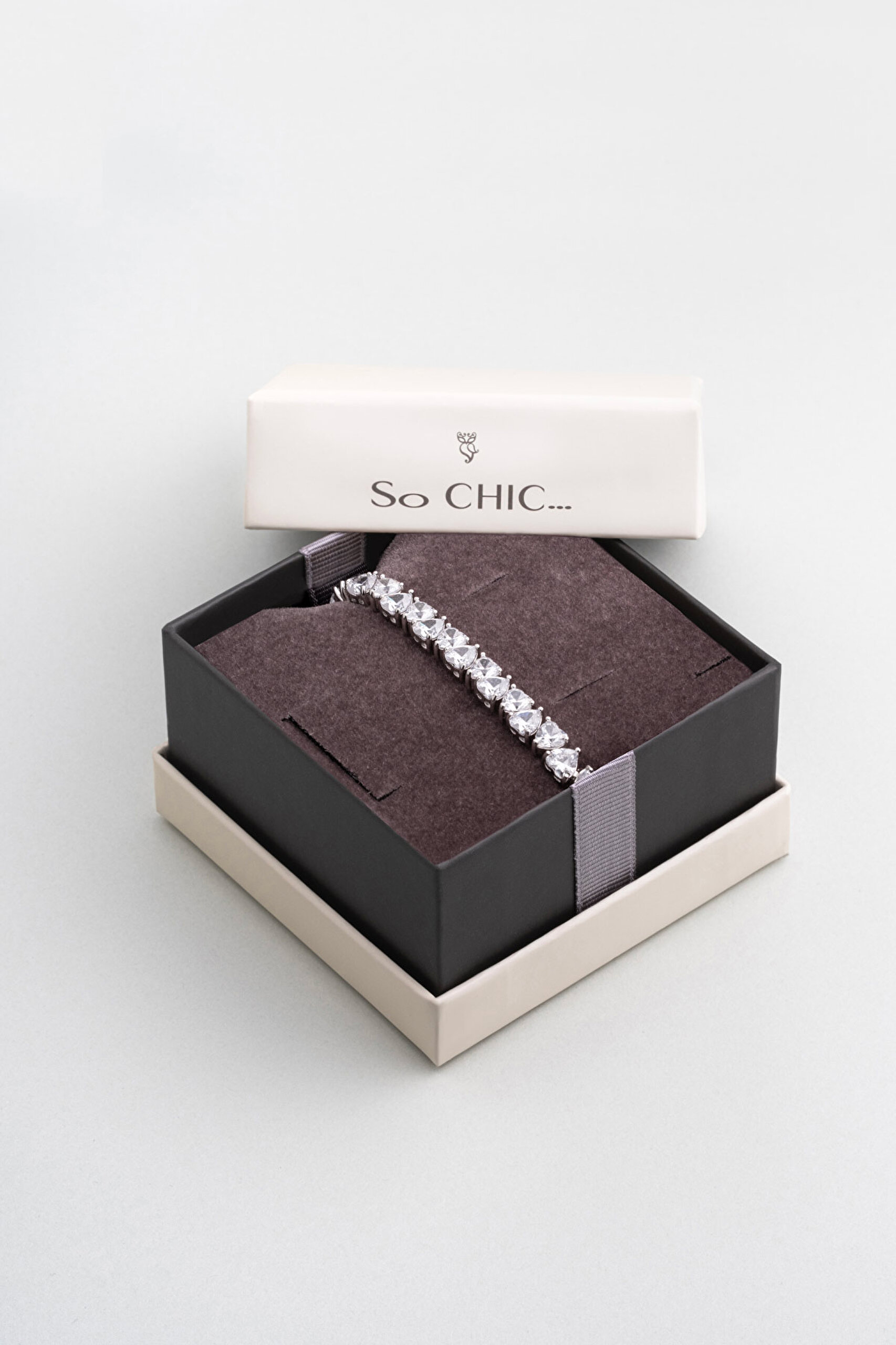 ⁠ Kalp Işıltısı 18 Ayar Beyaz Altın Kaplama Gümüş Bileklik_4}