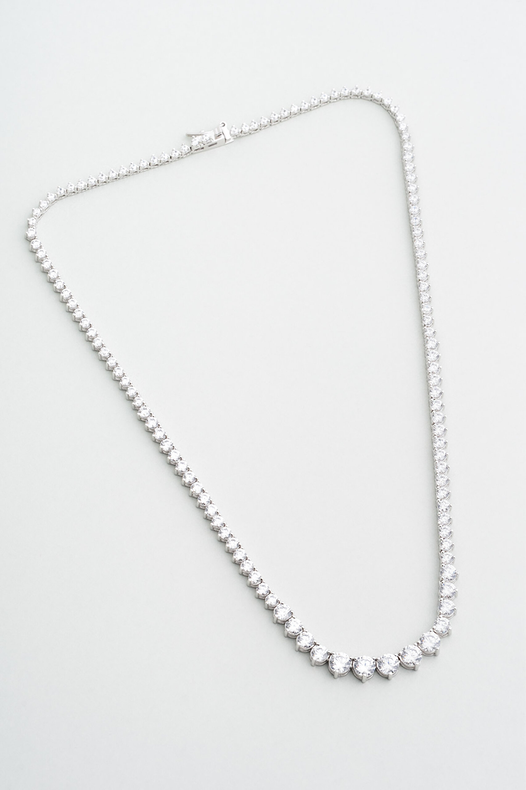 ⁠ Euphoria 18 Ayar Beyaz Altın Kaplama Gümüş Su Yolu Kolye_3}