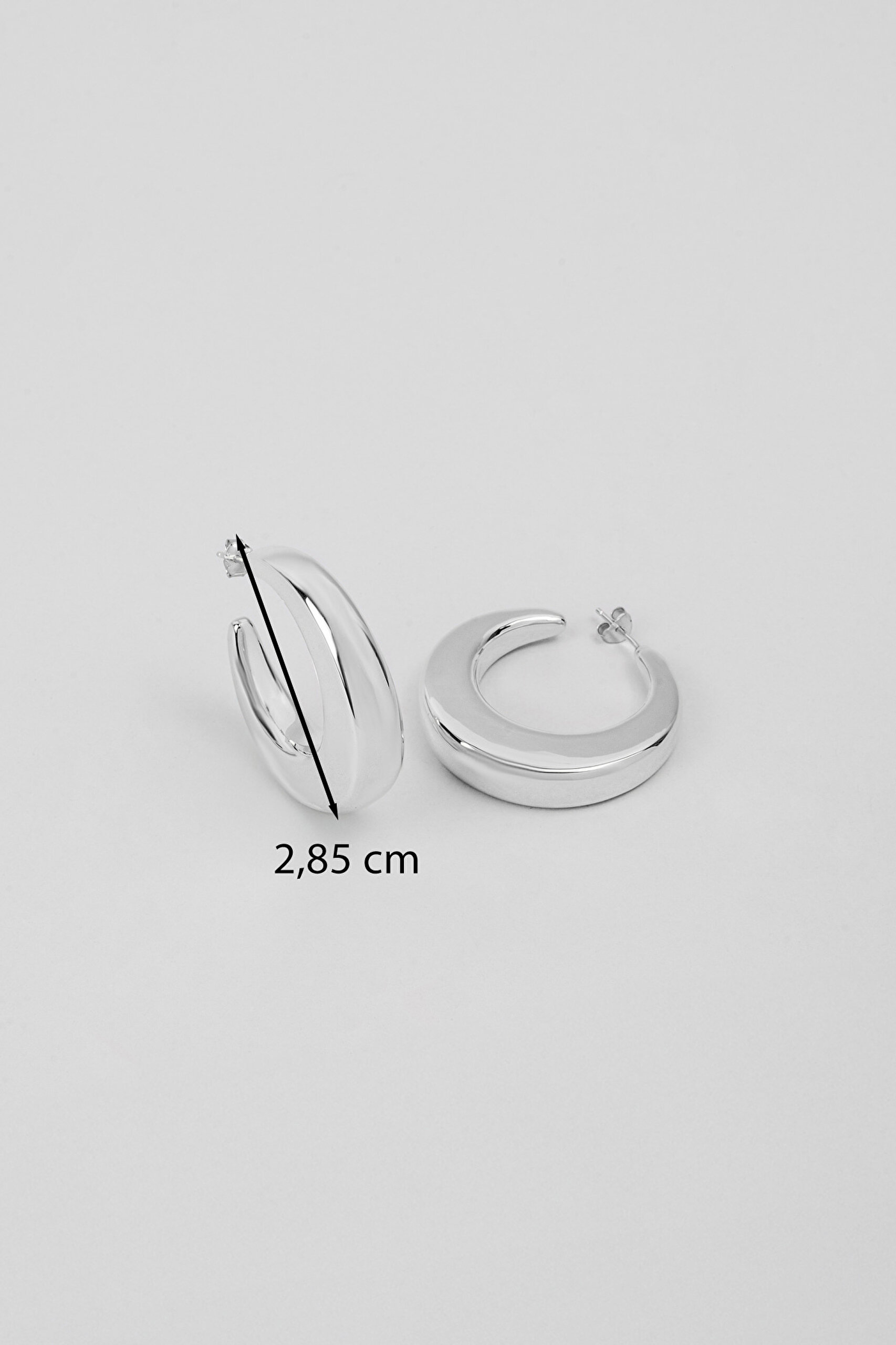 ⁠ Felix 18 Ayar Beyaz Altın Kaplama Gümüş Halka Küpe_2}