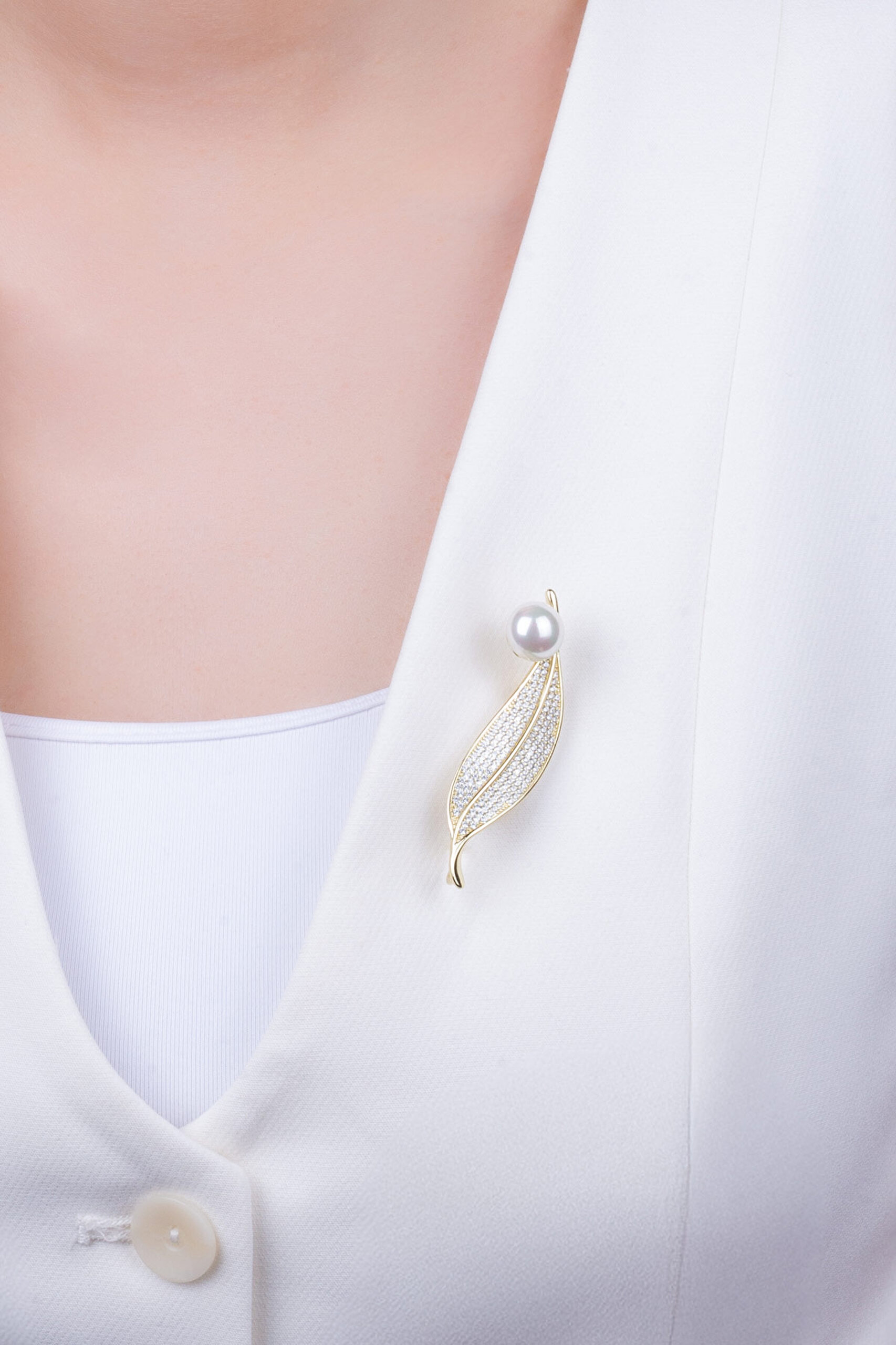 Bahar Yaprağı 18 Ayar Sarı Altın Kaplama Gümüş İnci Broş - 1