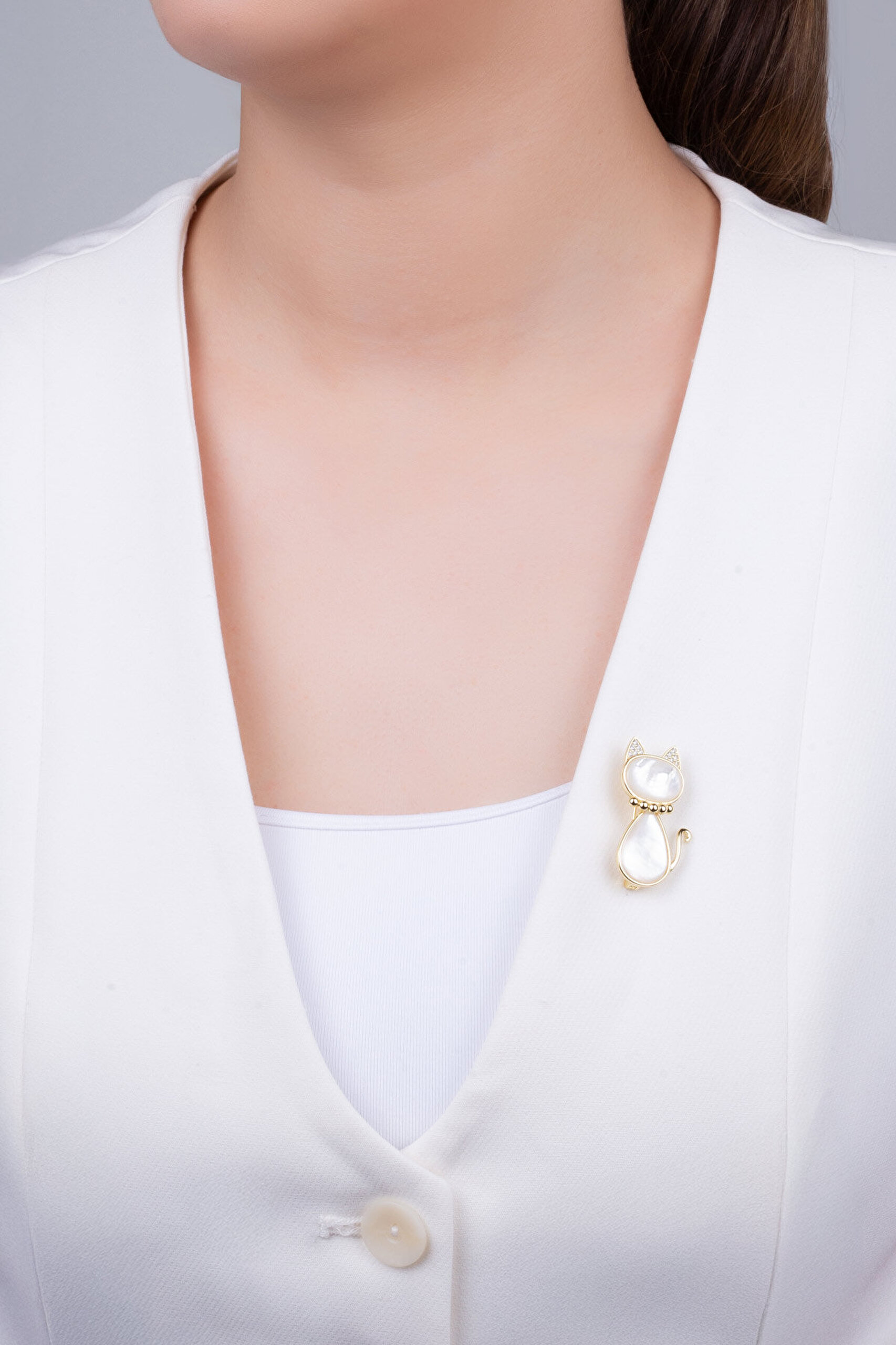 Sevimli Kedi 18 Ayar Sarı Altın Kaplama Gümüş Broş - 3