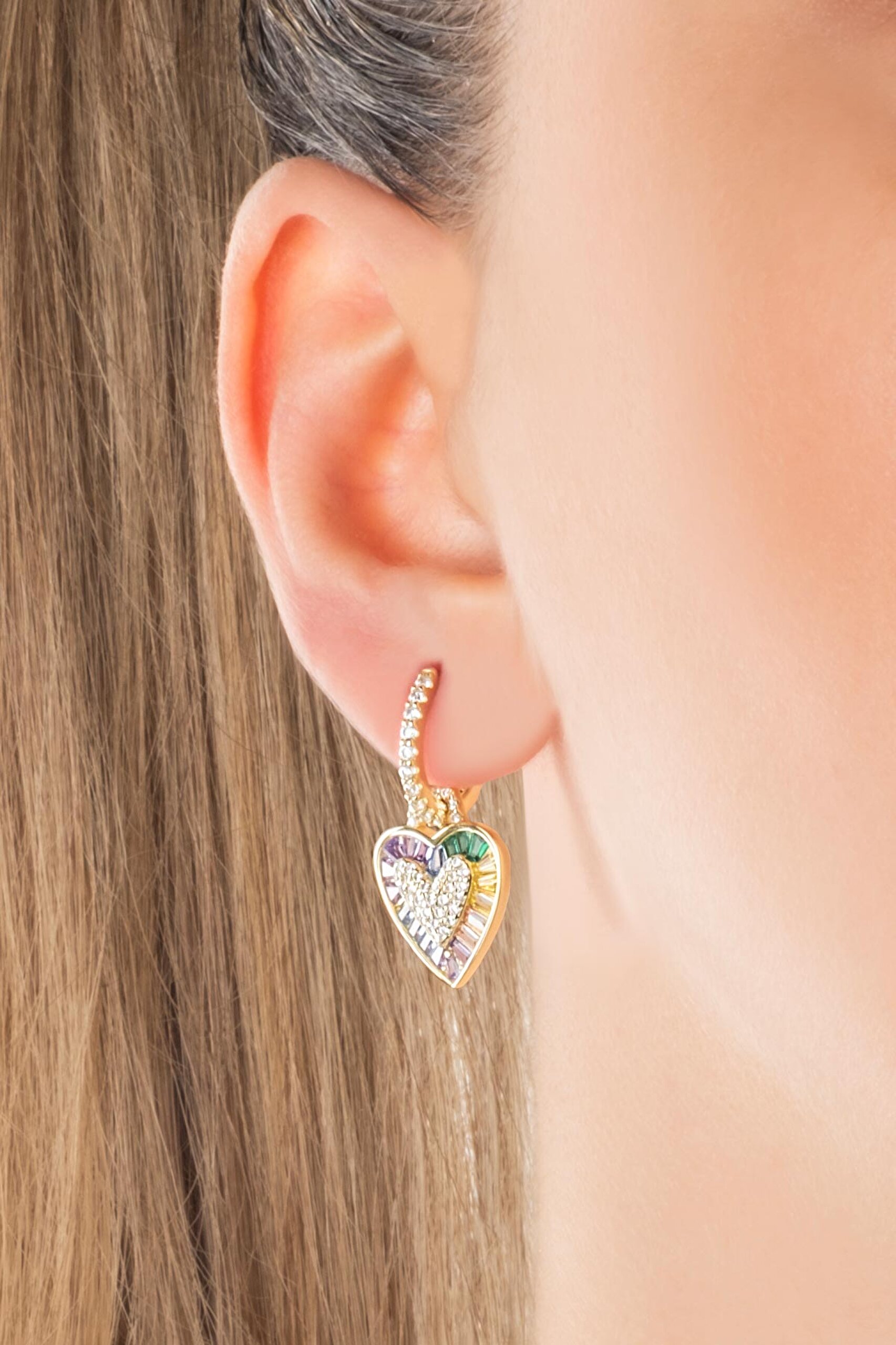 ⁠ Harmonia 18 Ayar Sarı Altın Kaplama Gümüş Kalp Küpe_1}