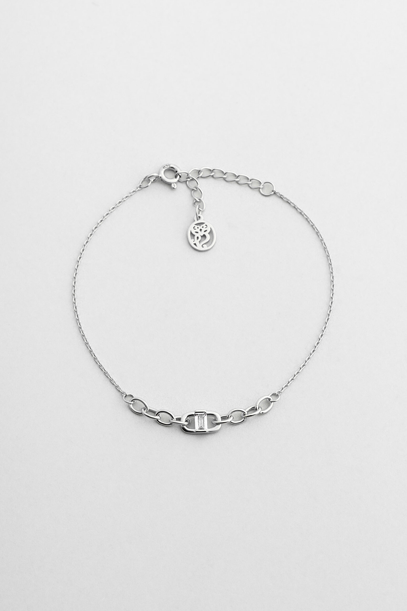 ⁠ Amanda 18 Ayar Beyaz Altın Kaplama 19 Cm Gümüş Bileklik_0}