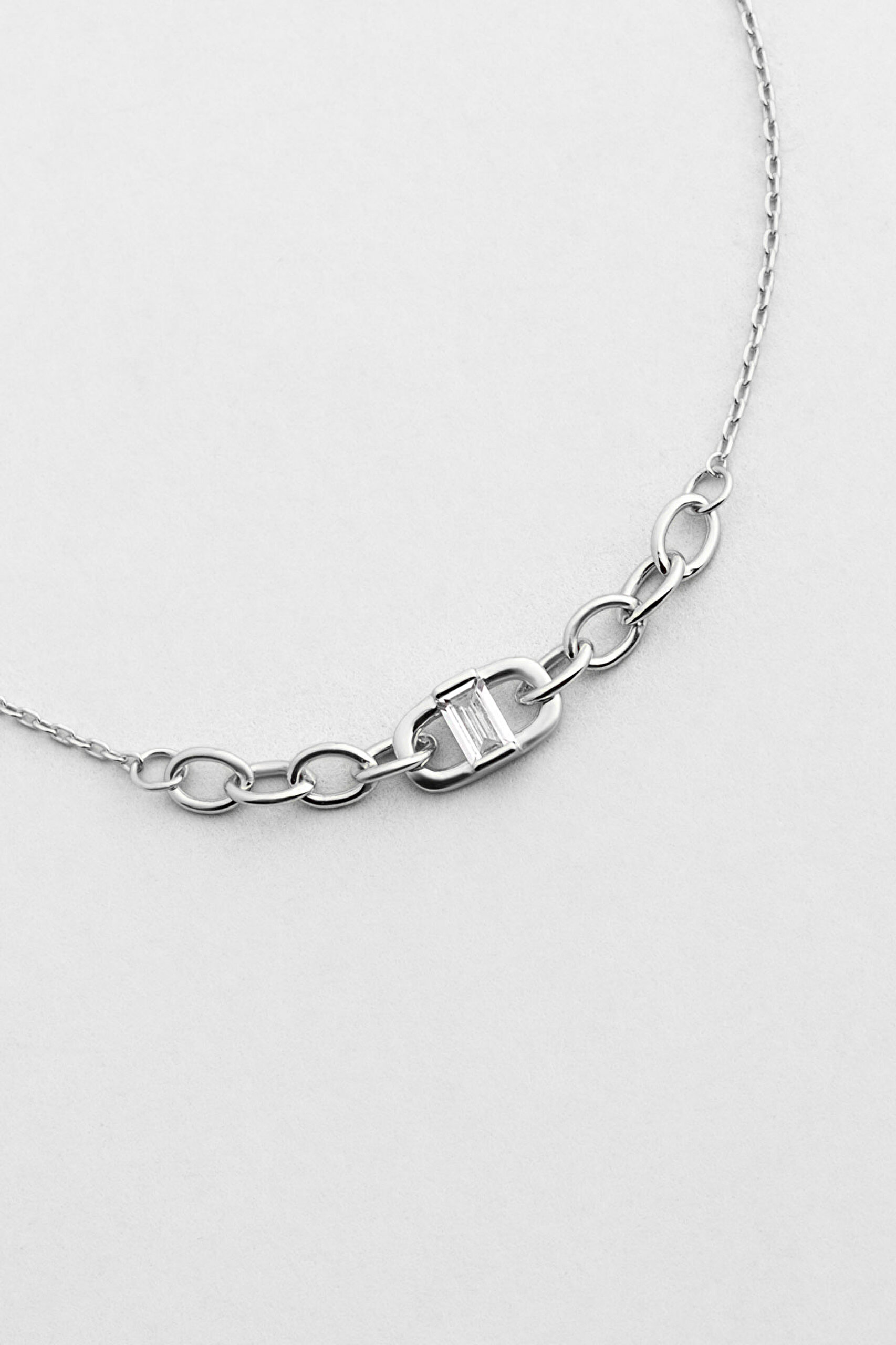 ⁠ Amanda 18 Ayar Beyaz Altın Kaplama 19 Cm Gümüş Bileklik_4}