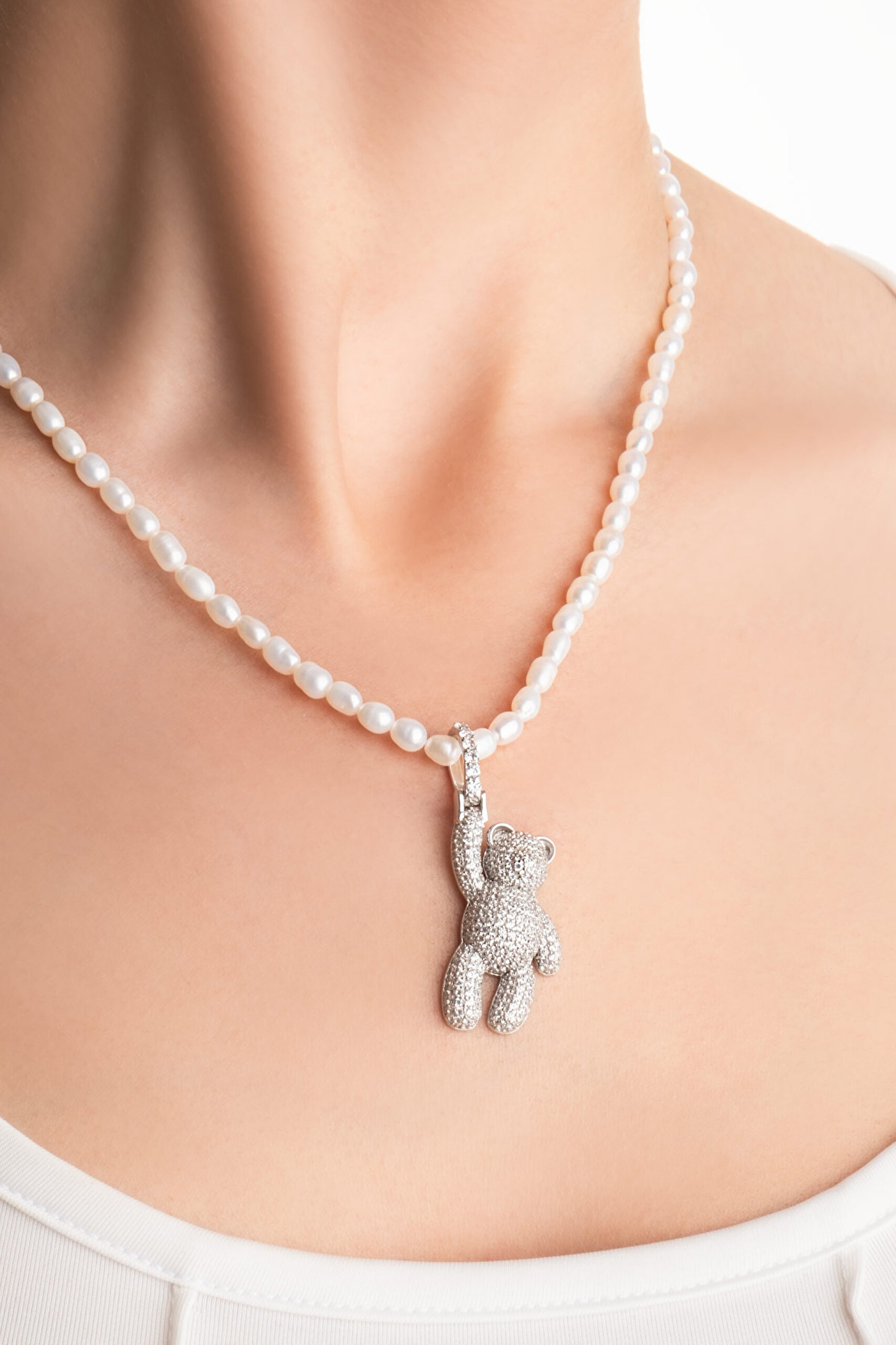 ⁠ Tiny Bear 18 Ayar Beyaz Altın Kaplama Gümüş Charm_1}