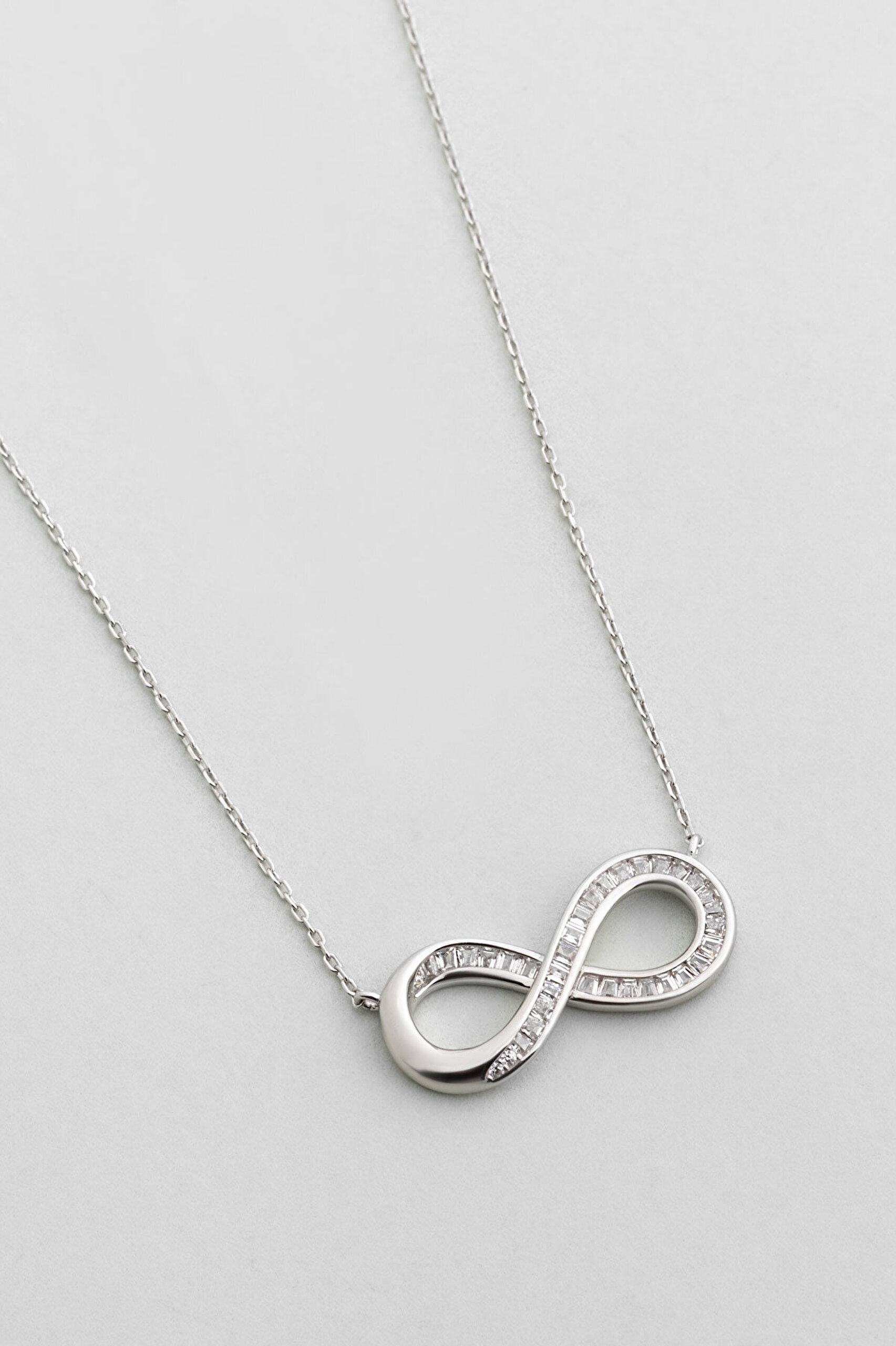 Sonsuz Aşk 18 Ayar Beyaz Altın Kaplama 45 Cm Gümüş Kolye - 4