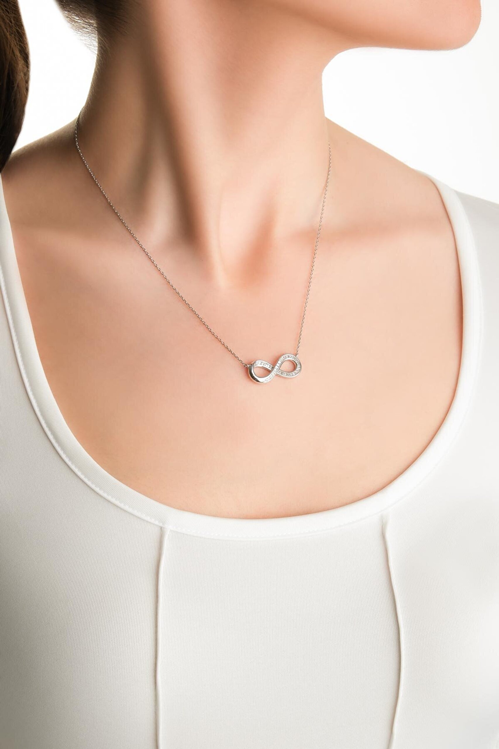 Sonsuz Aşk 18 Ayar Beyaz Altın Kaplama 45 Cm Gümüş Kolye - 3