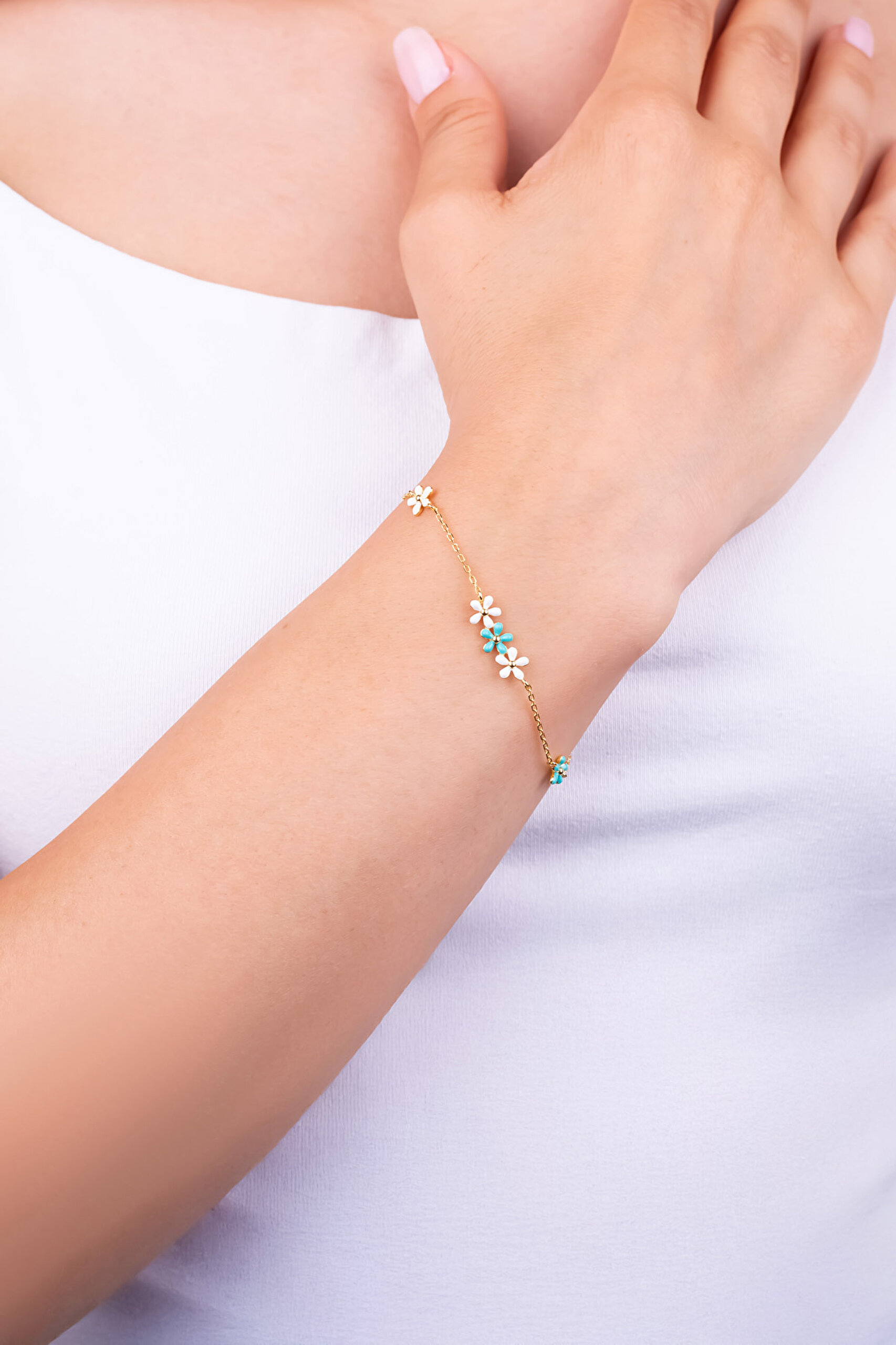 ⁠ Santorini Çiçeği 18 Ayar Sarı Altın Kaplama 19 Cm Gümüş Bileklik_3}