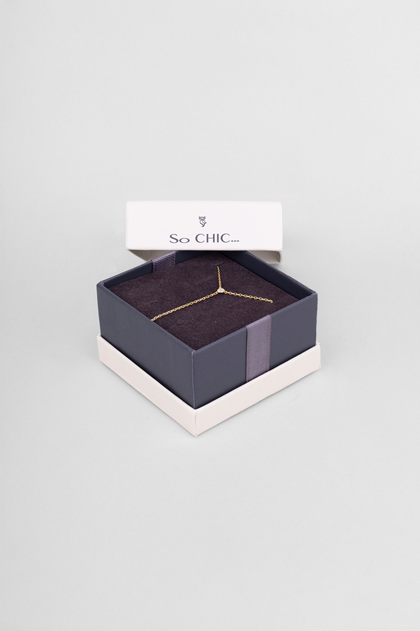 ⁠ Özel So Chic... Taşlı 18 Ayar Sarı Altın Kaplama 24 Cm Gümüş Şahmeran_4}