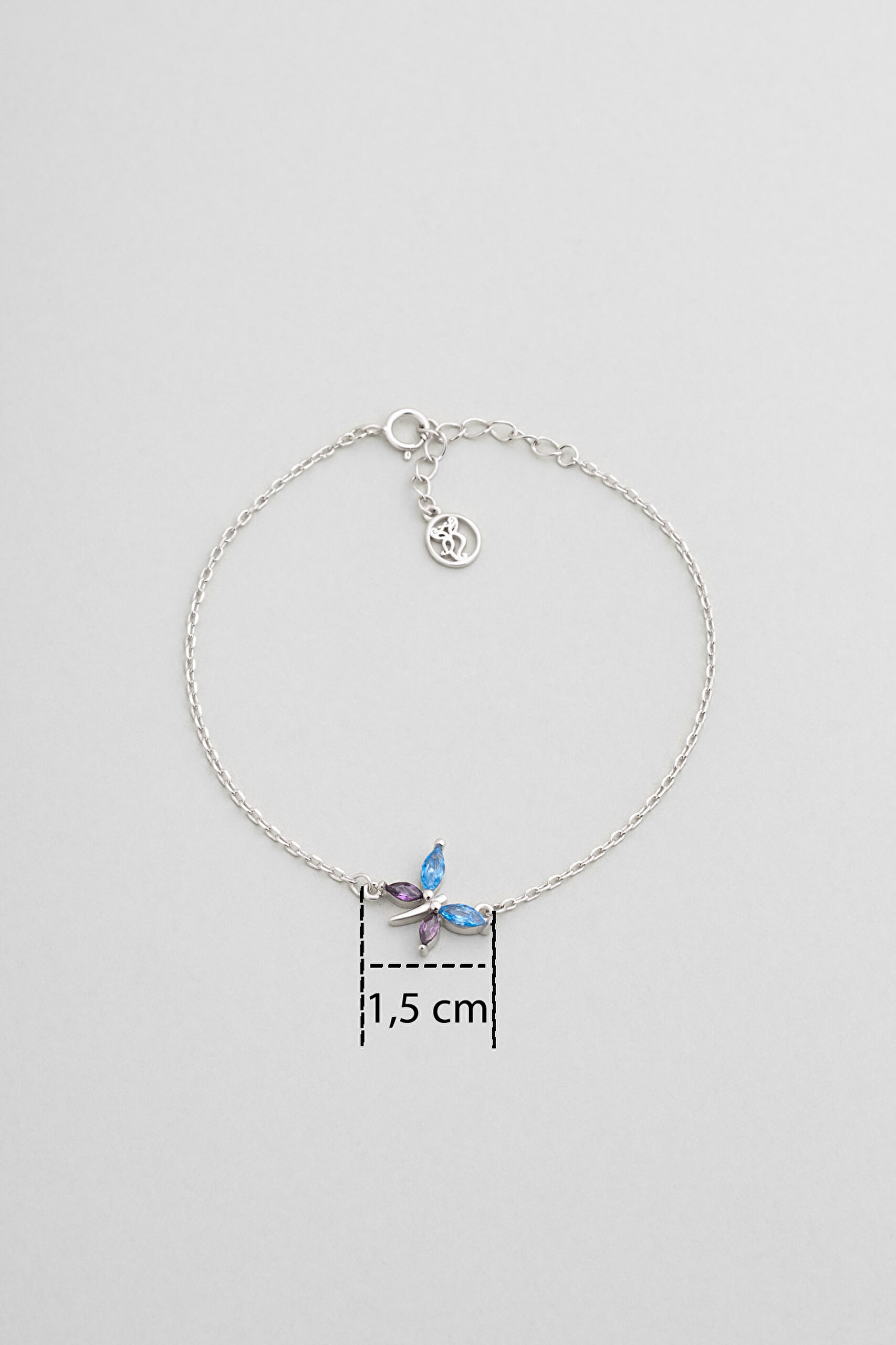 ⁠ Kelebek Dokunuşu 18 Ayar Beyaz Altın Kaplama 19 Cm Gümüş Bileklik_2}