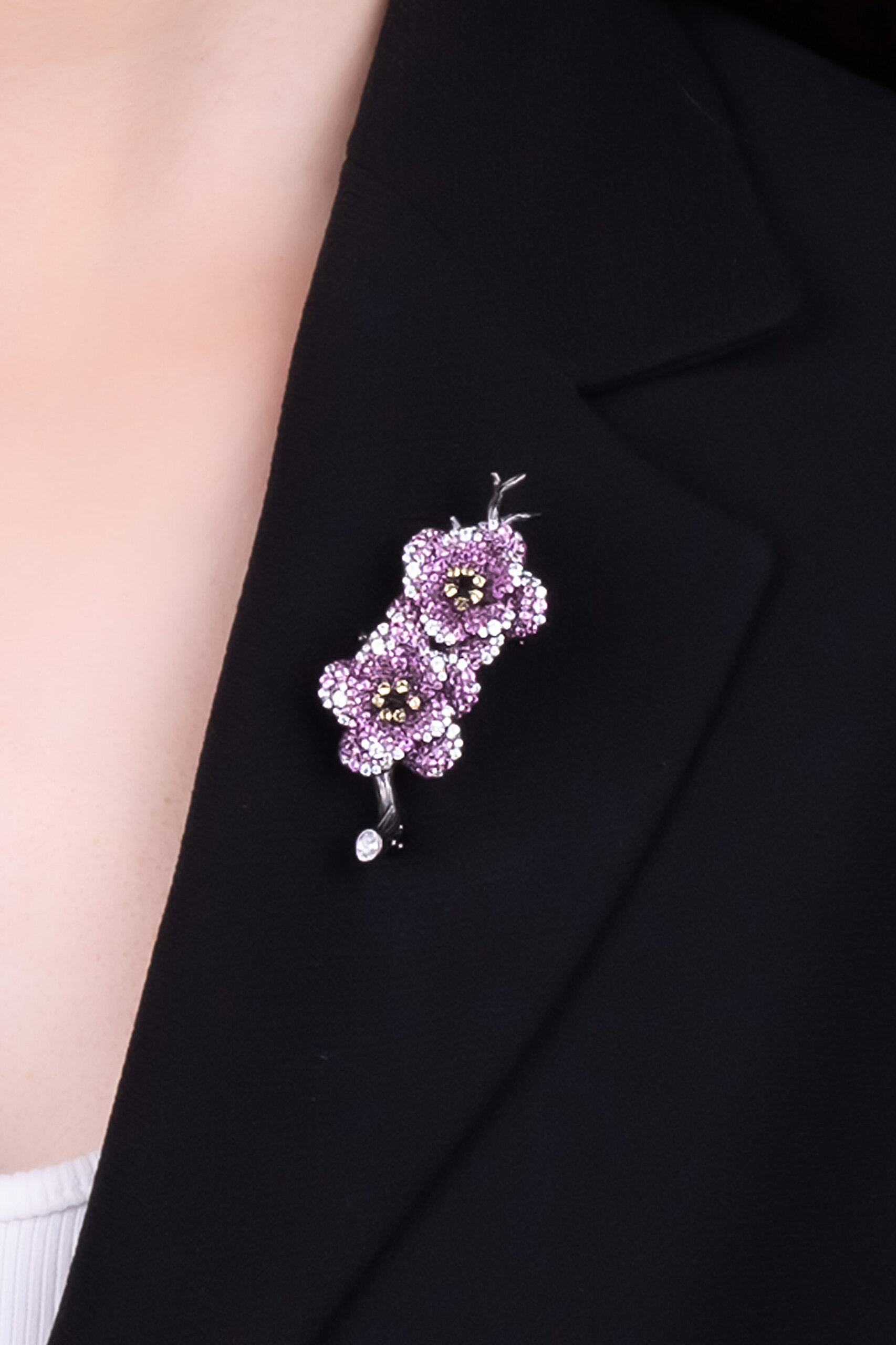 ⁠ Begonvil Siyah Rodyum Kaplama Gümüş Broş_0}