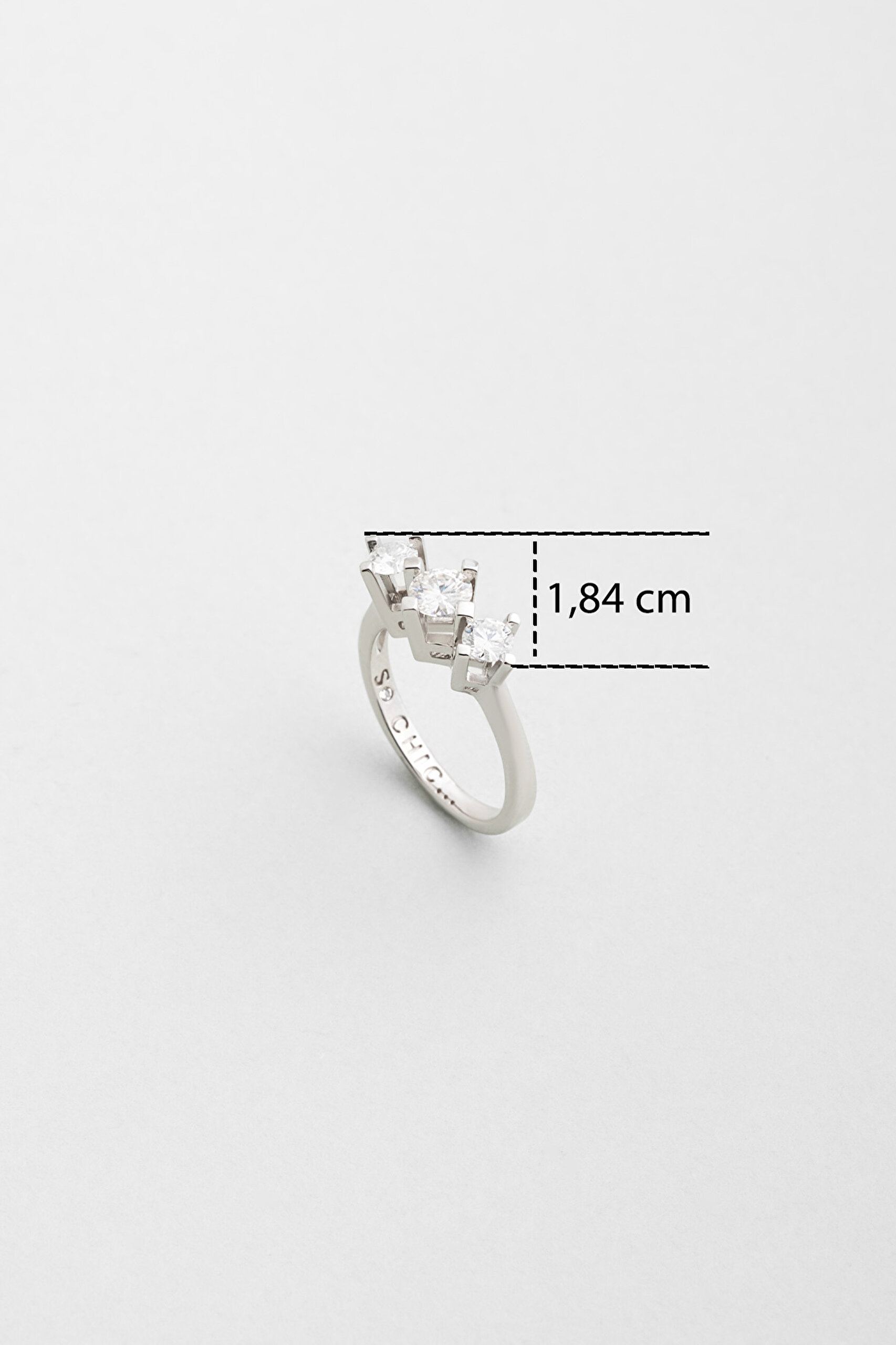 ⁠ Nova Mozanit 18 Ayar Beyaz Altın Kaplama Gümüş Tria Yüzük_2}