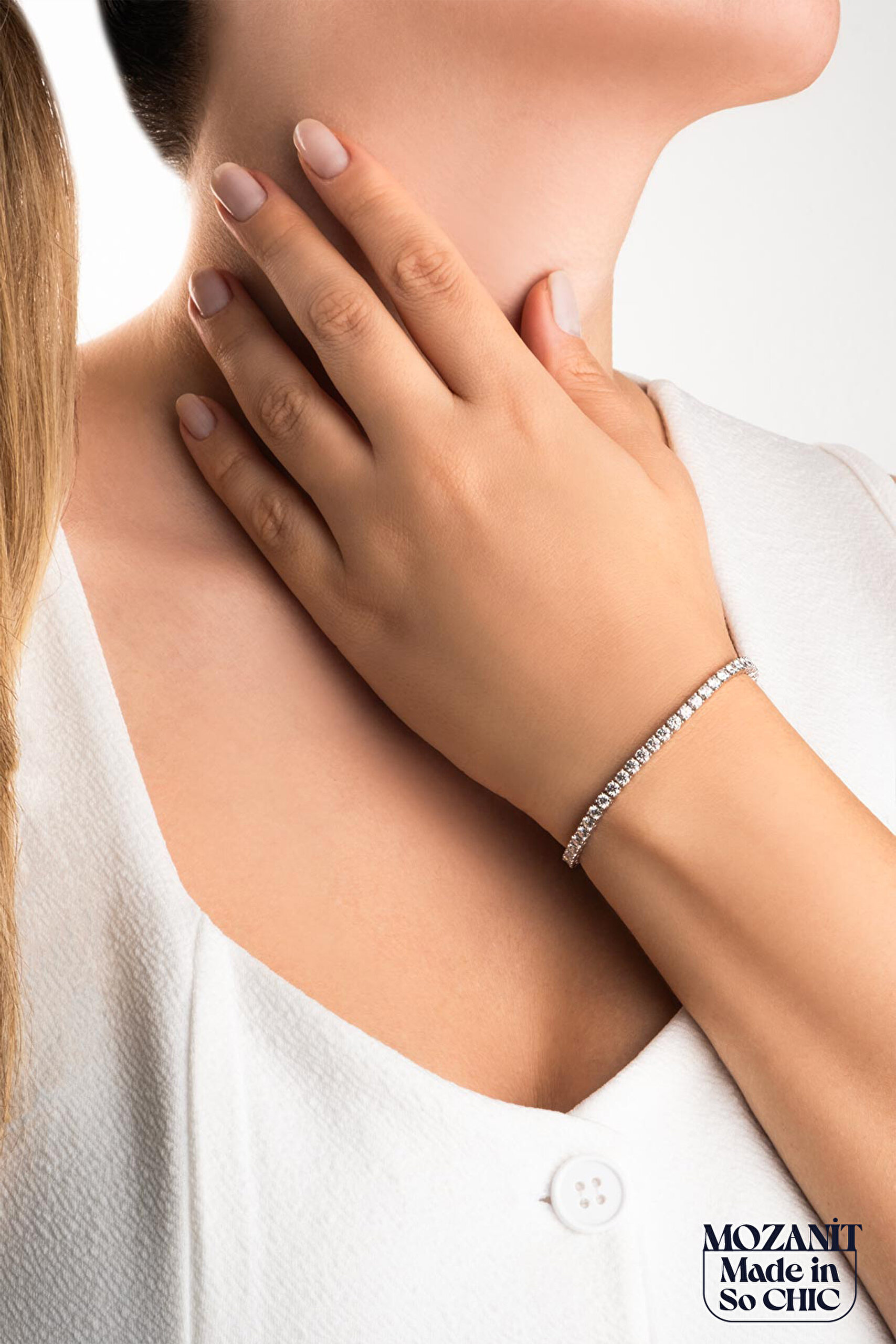 ⁠ Mozanit Şöleni 18 Ayar Beyaz Altın Kaplama 19 Cm Gümüş Su Yolu Bileklik_3}