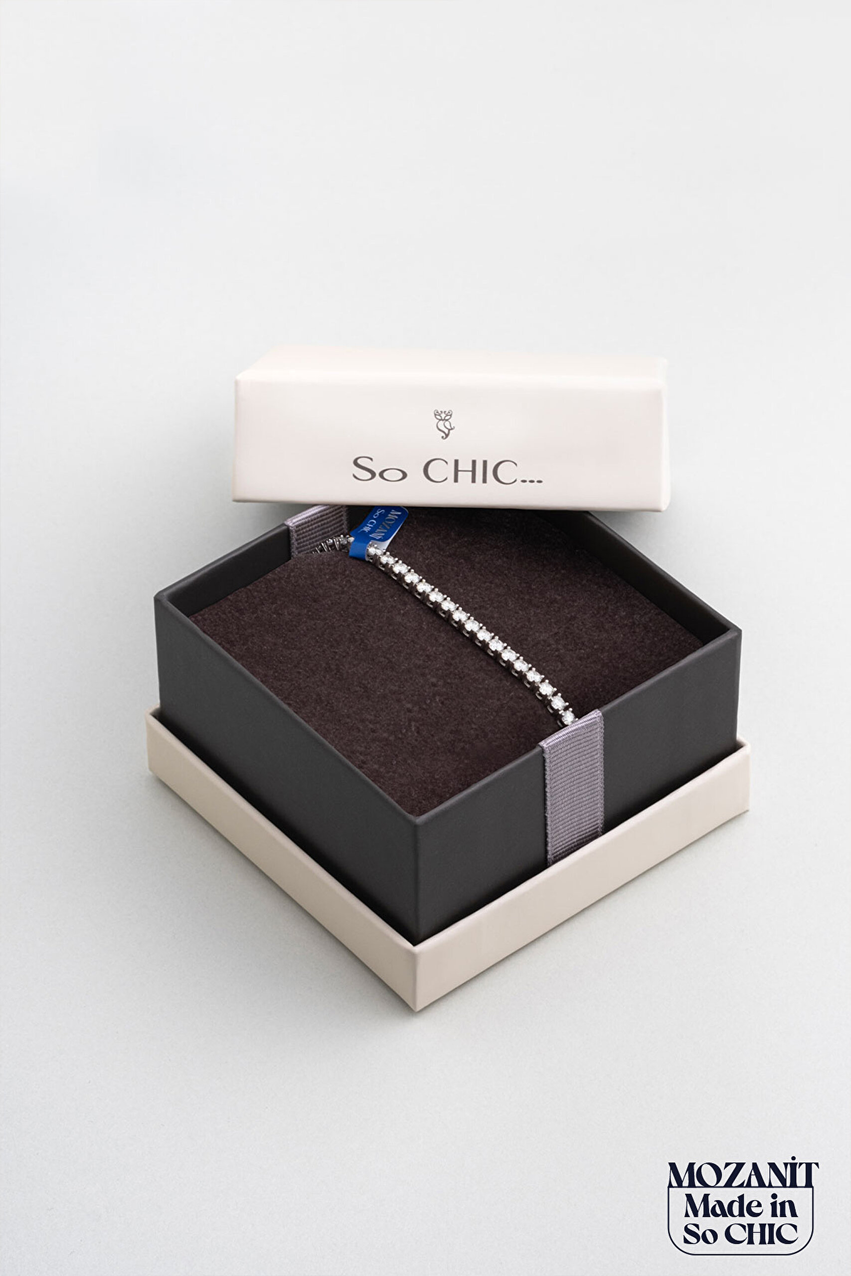 ⁠ Mozanit Şöleni 18 Ayar Beyaz Altın Kaplama 19 Cm Gümüş Su Yolu Bileklik_5}