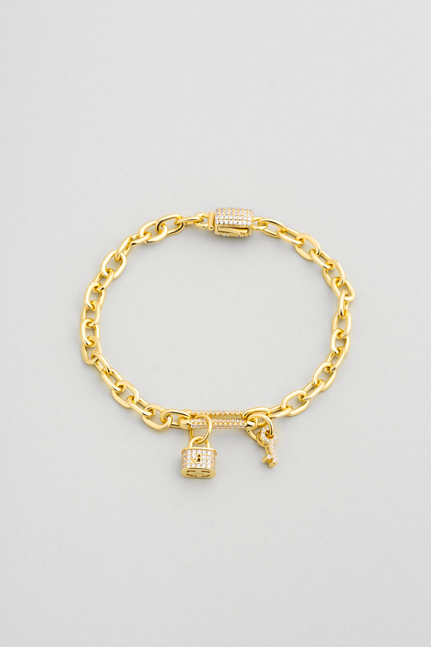 ⁠ Aşk Kilidi 18 Ayar Sarı Altın Kaplama Gümüş Zincir Bileklik_0}