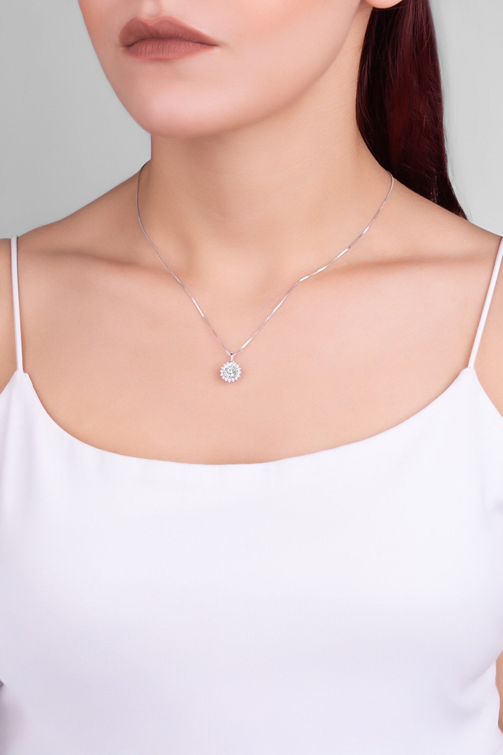 ⁠ Mozanit Güneşi 18 Ayar Beyaz Altın Kaplama 44 Cm Gümüş Kolye_3}