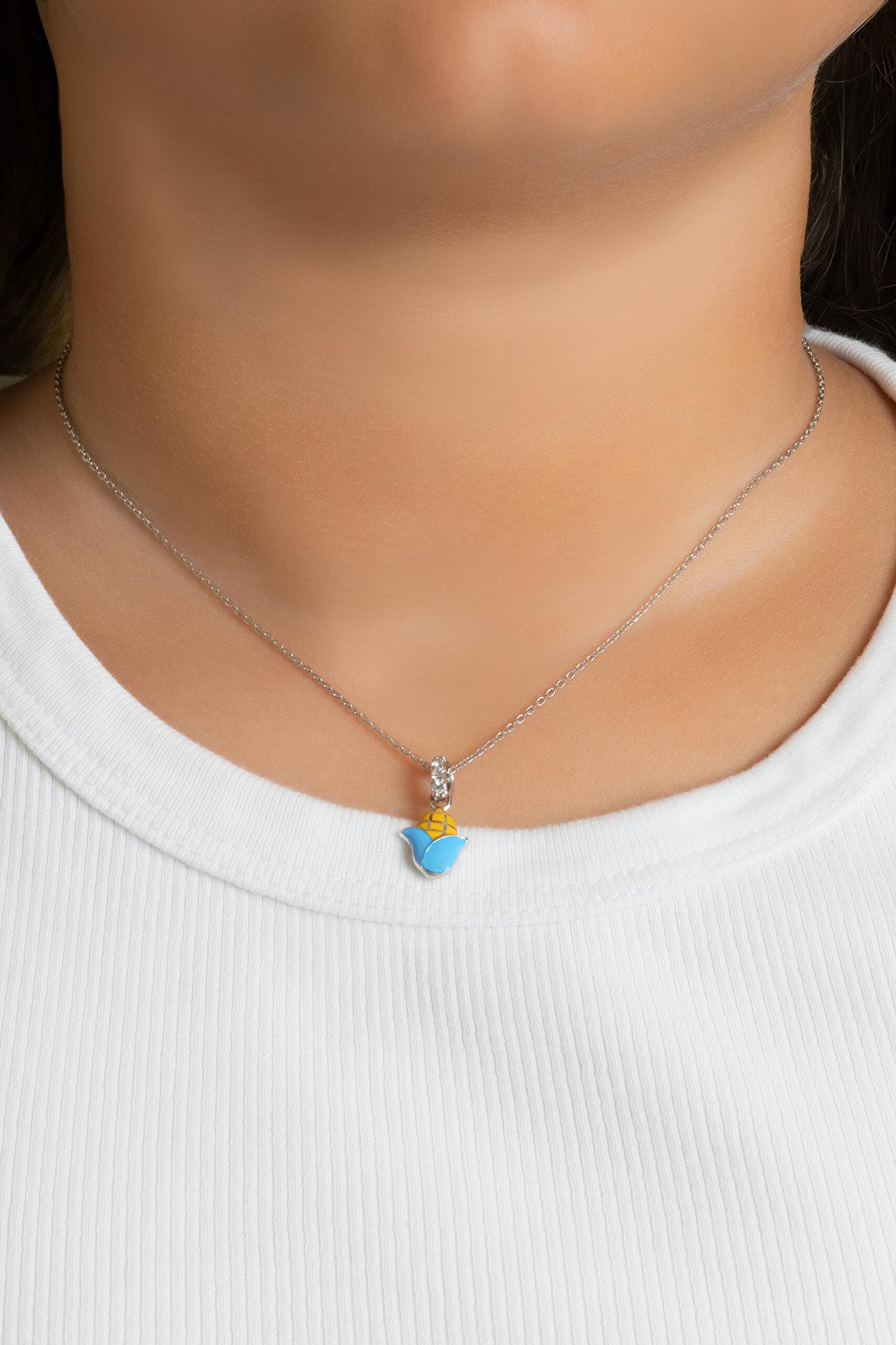 Renkli Mısır 18 Ayar Beyaz Altın Kaplama 33 Cm Gümüş Çocuk Kolye - 3