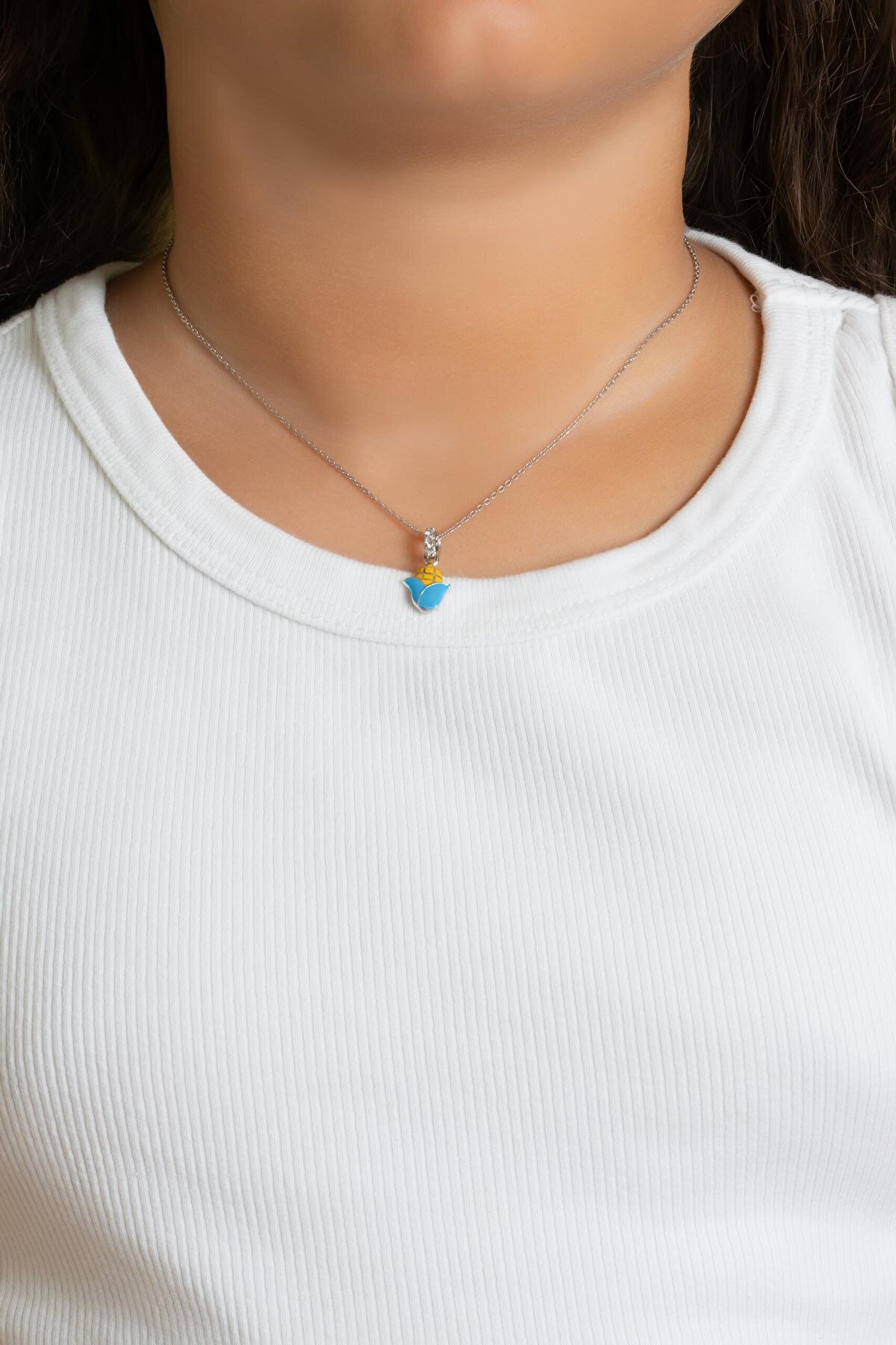 Renkli Mısır 18 Ayar Beyaz Altın Kaplama 33 Cm Gümüş Çocuk Kolye - 1