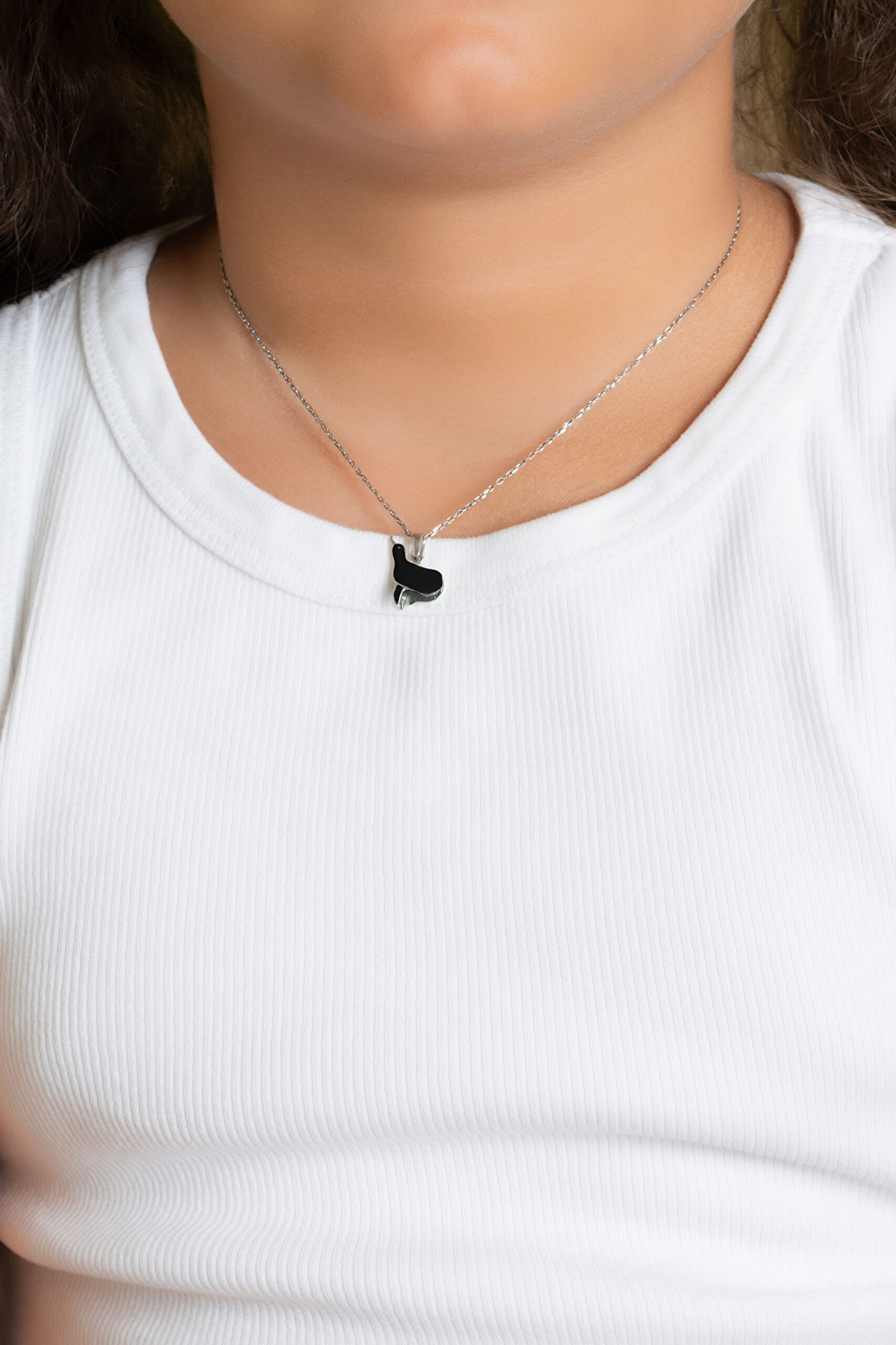 ⁠ Fok Balığı 18 Ayar Beyaz Altın Kaplama 33 Cm Çocuk Kolye_3}