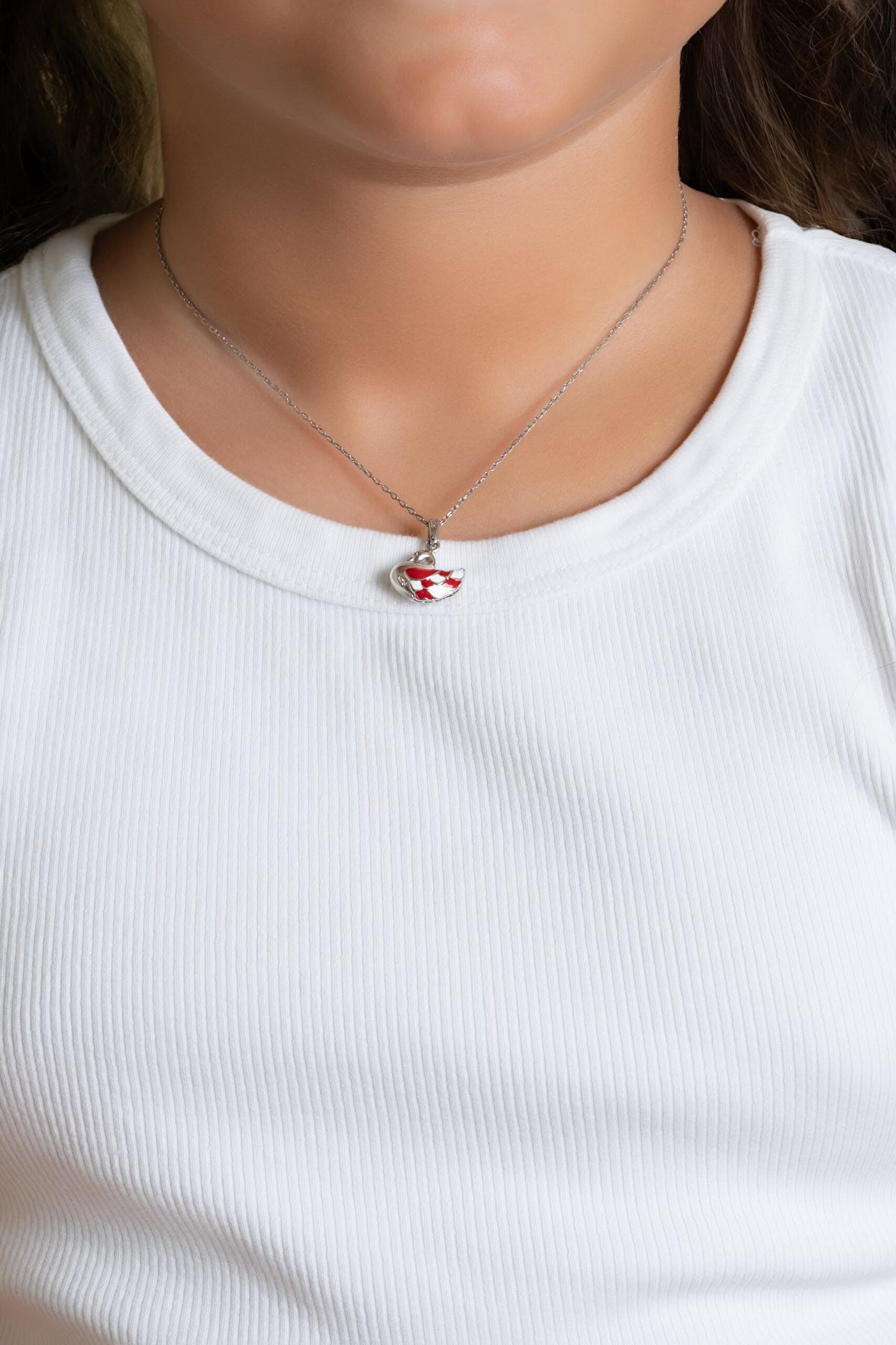 ⁠ Kırmızı Kuğu 18 Ayar Beyaz Altın Kaplama 33 Cm Gümüş Çocuk Kolye_3}