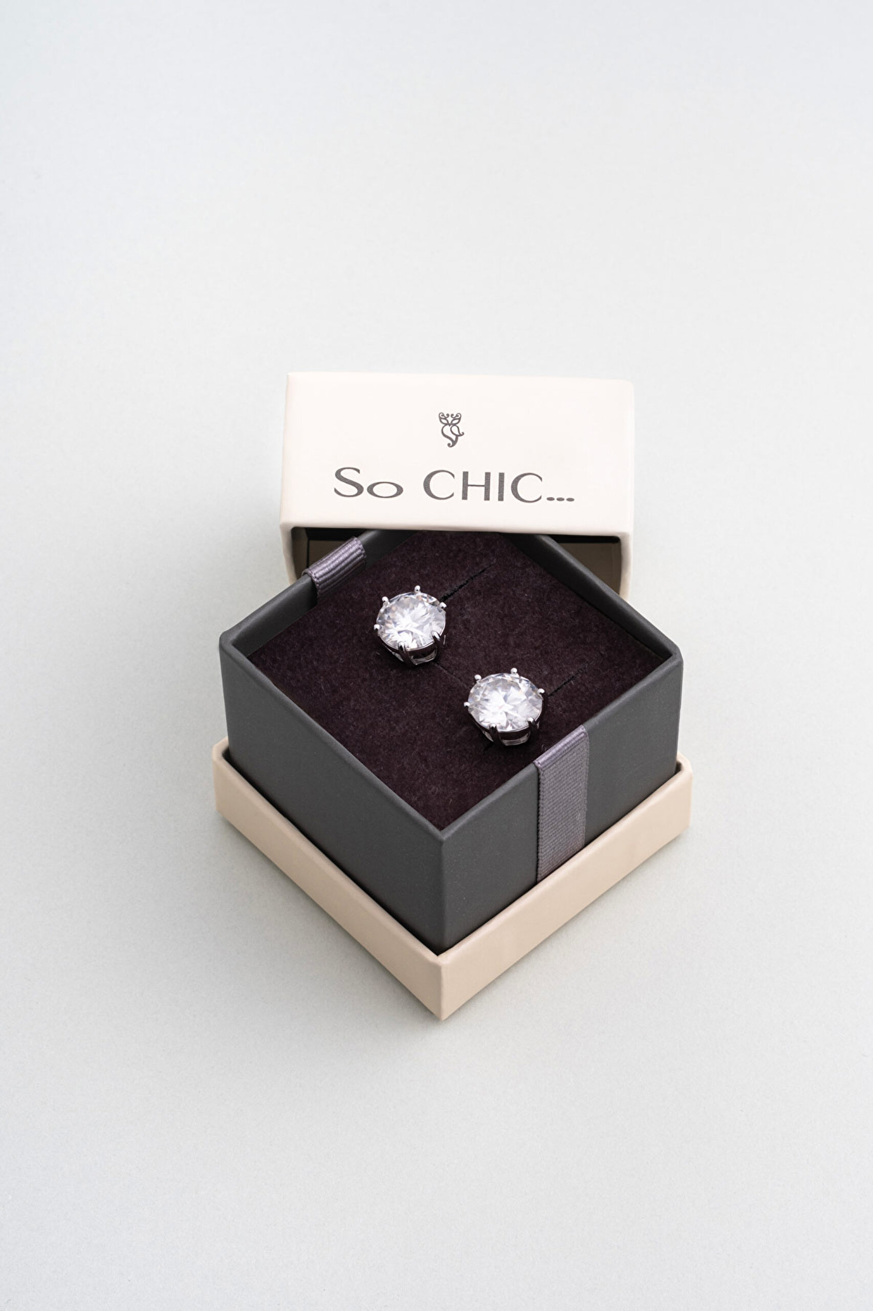 ⁠ Modern Mozanit 18 Ayar Beyaz Altın Kaplama Gümüş Küpe_5}