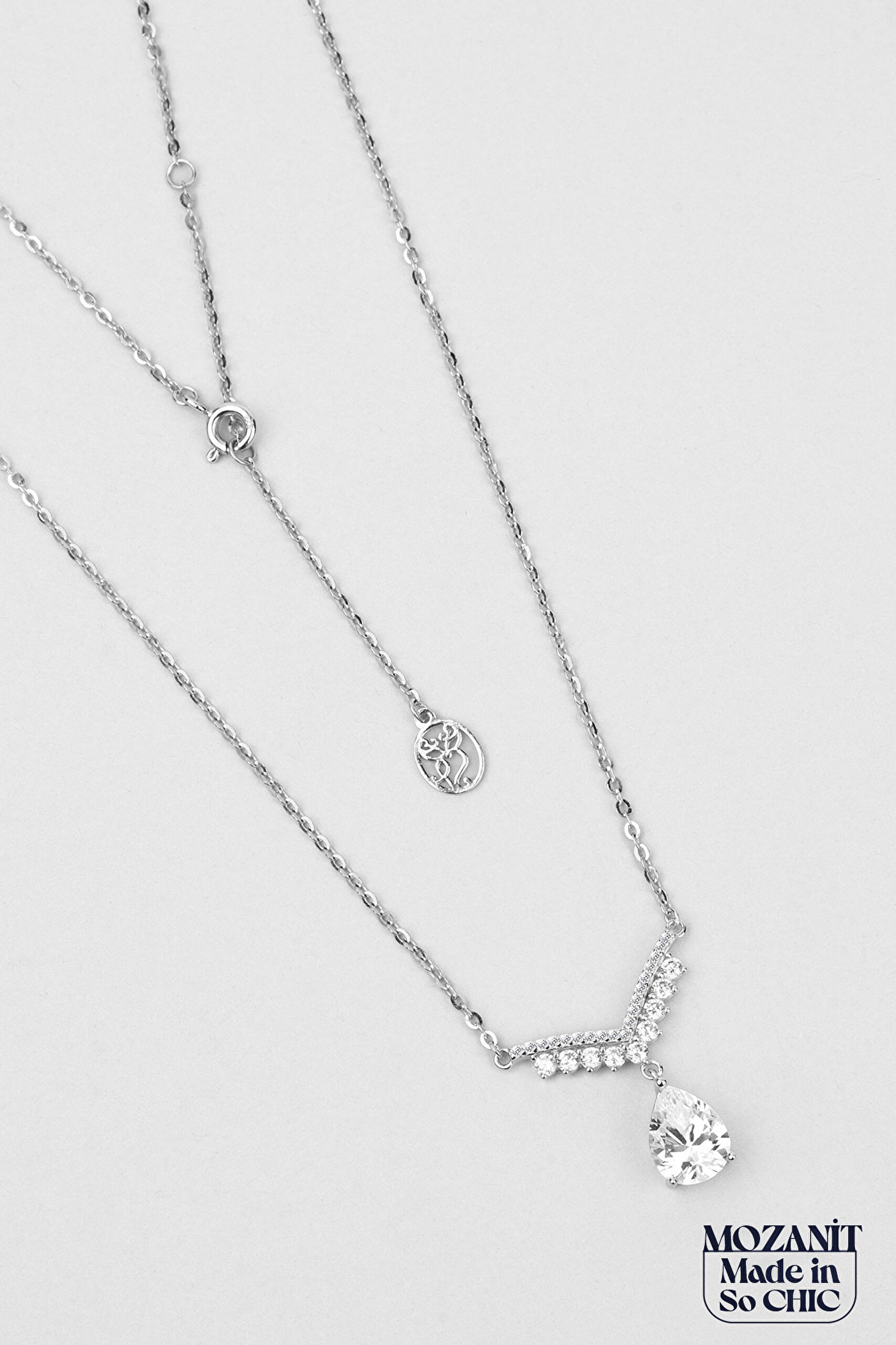 ⁠ Mozanit Charlotte 18 Ayar Beyaz Altın Kaplama 46 Cm Gümüş Kolye_0}