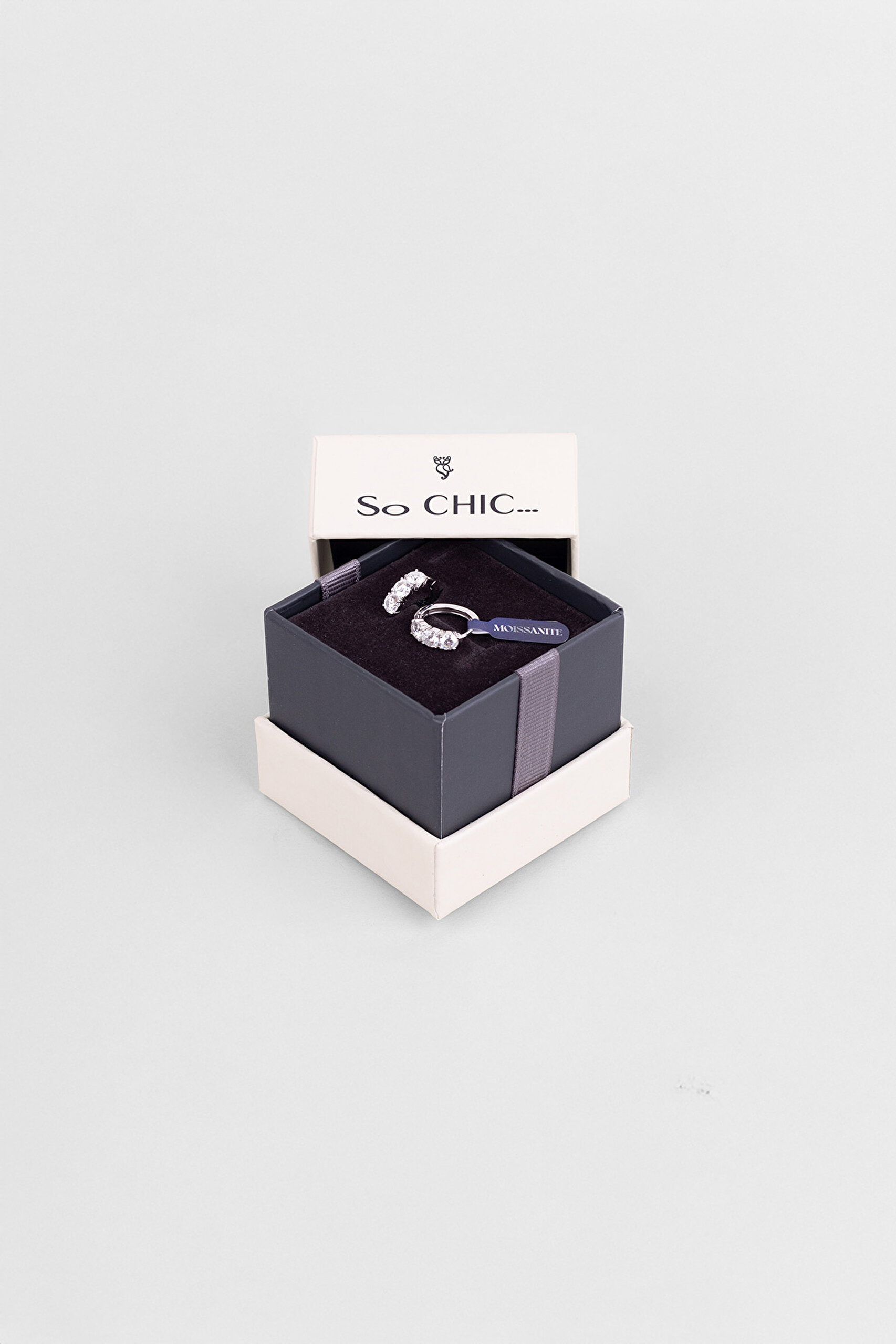 ⁠ Mozanit Dokunuşu 18 Ayar Beyaz Altın Kaplama Gümüş Halka Küpe_5}