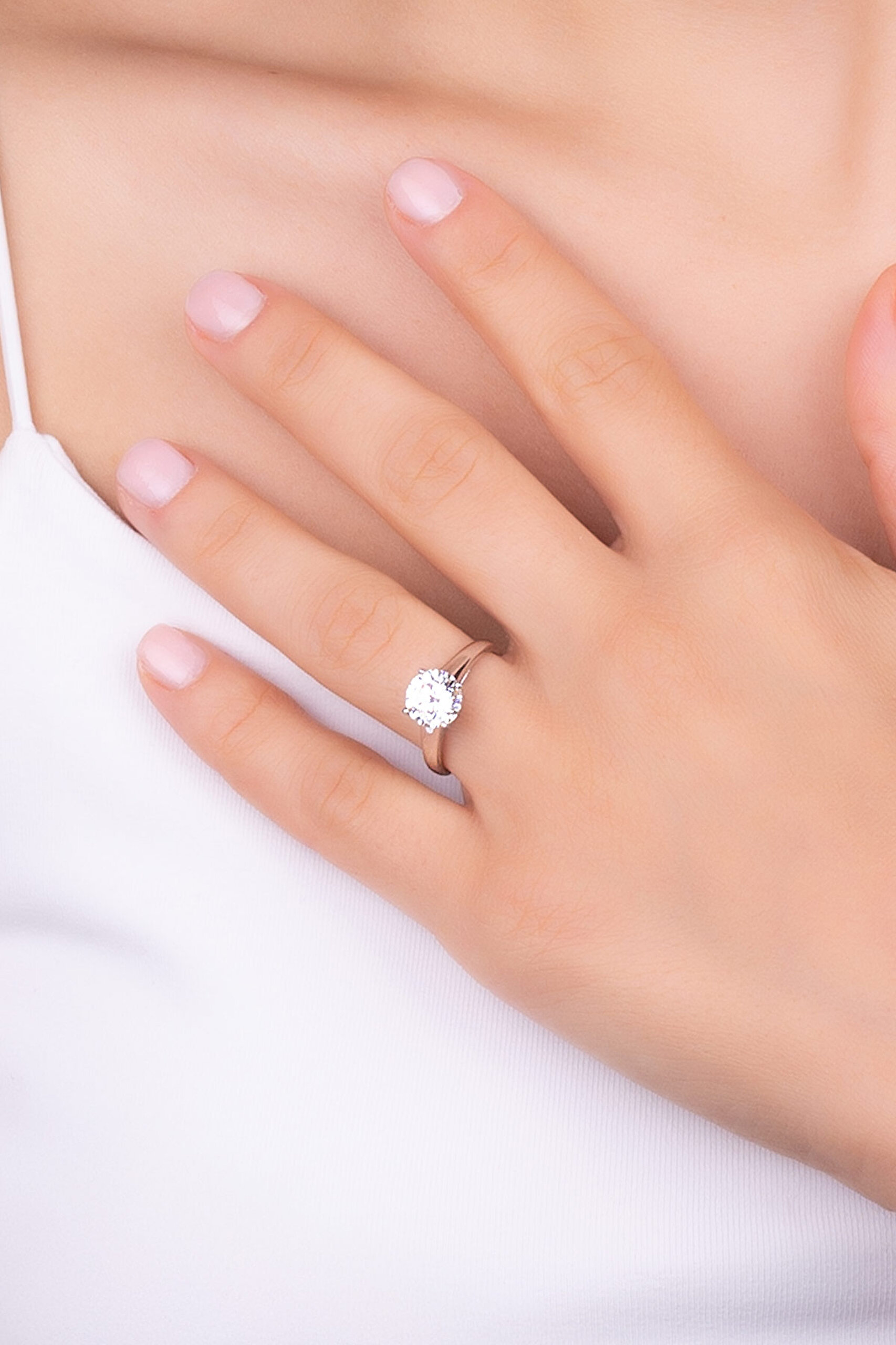 ⁠ Mozanit Işığı 18 Ayar Beyaz Altın Kaplama Ayarlanabilir Gümüş Tektaş Yüzük_1}