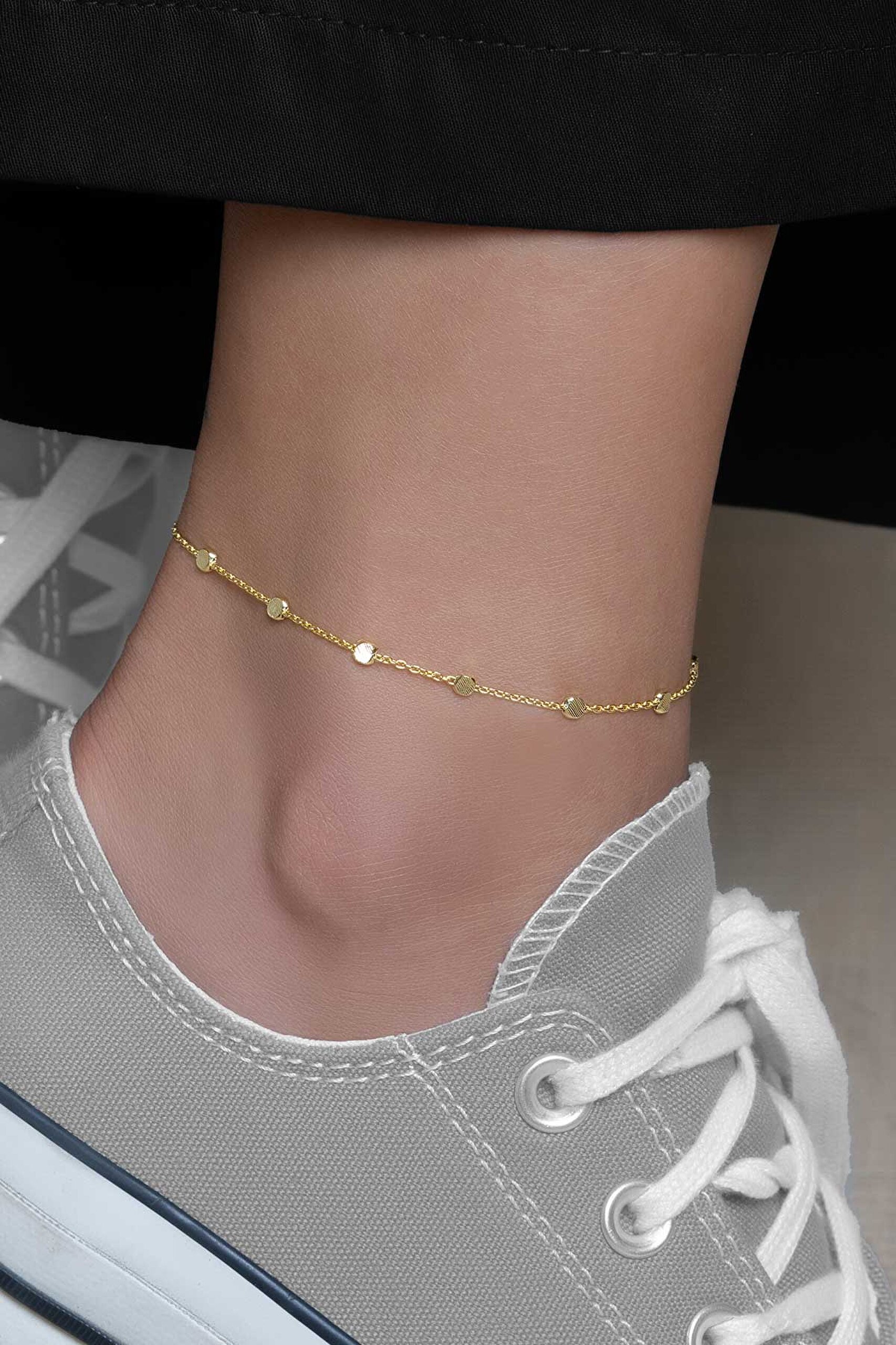 ⁠ İtalyan Minimalist 18 Ayar Sarı Altın Kaplama 24 Cm Gümüş Hal Hal 
_1}