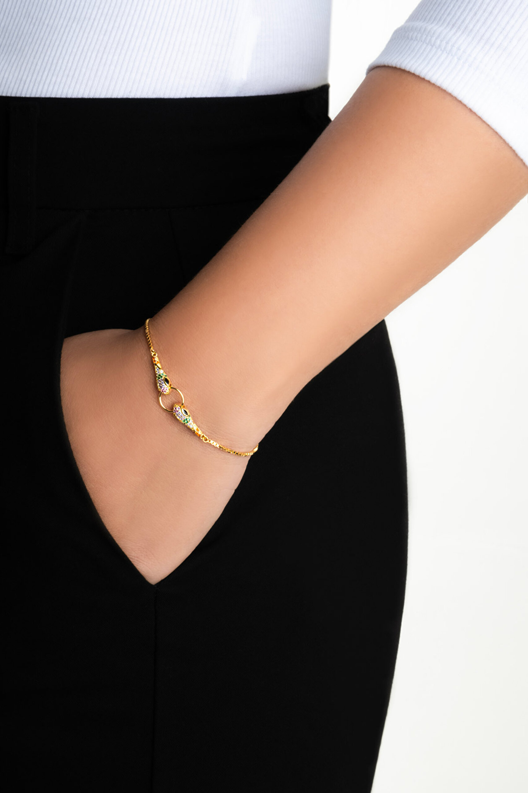 ⁠ Medusa Efsanesi 18 Ayar Sarı Altın Kaplama Ayarlanabilir Gümüş Bileklik_3}