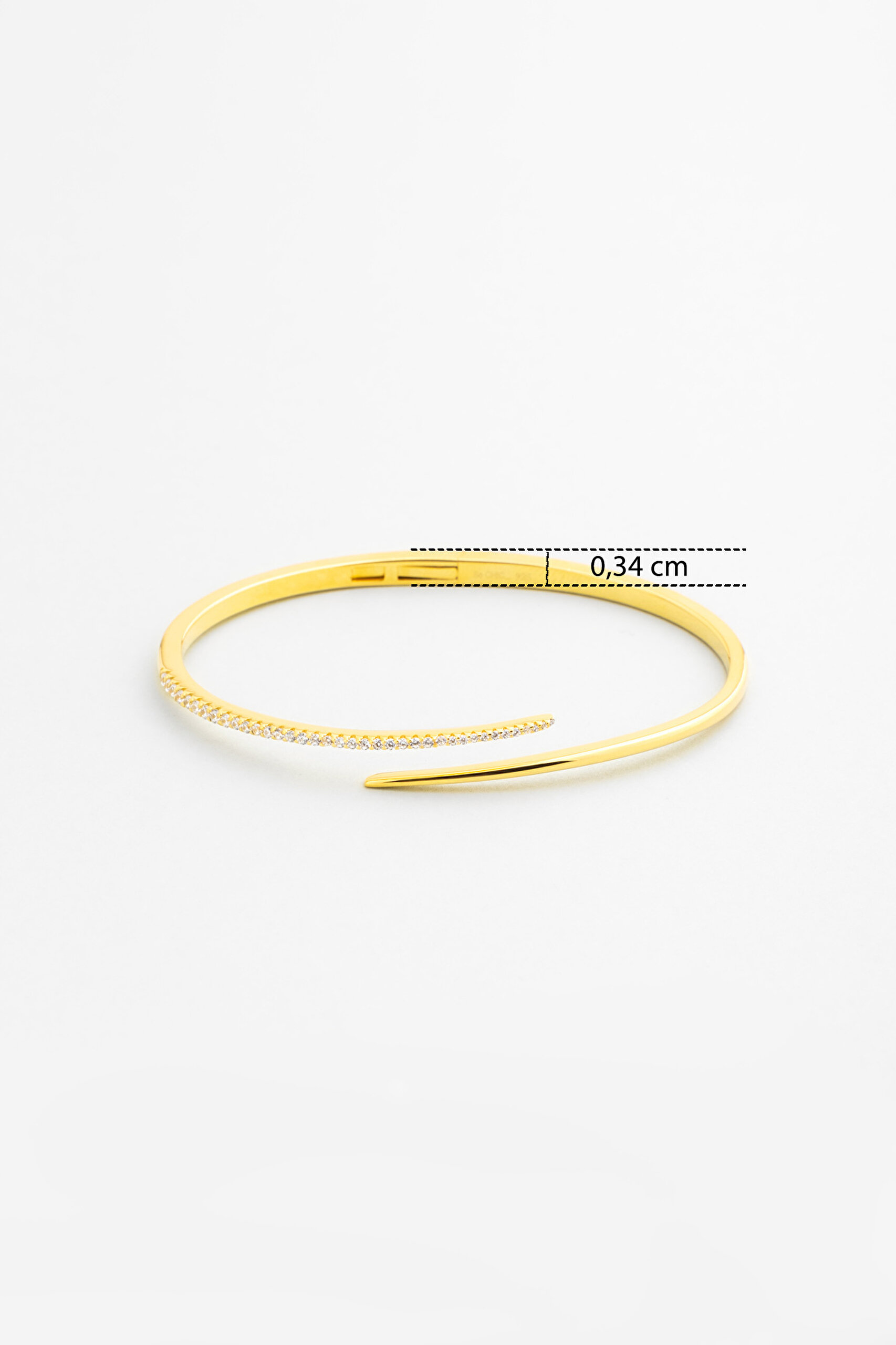 ⁠ Liora 18 Ayar Sarı Altın Kaplama Gümüş Kelepçe Bileklik_2}