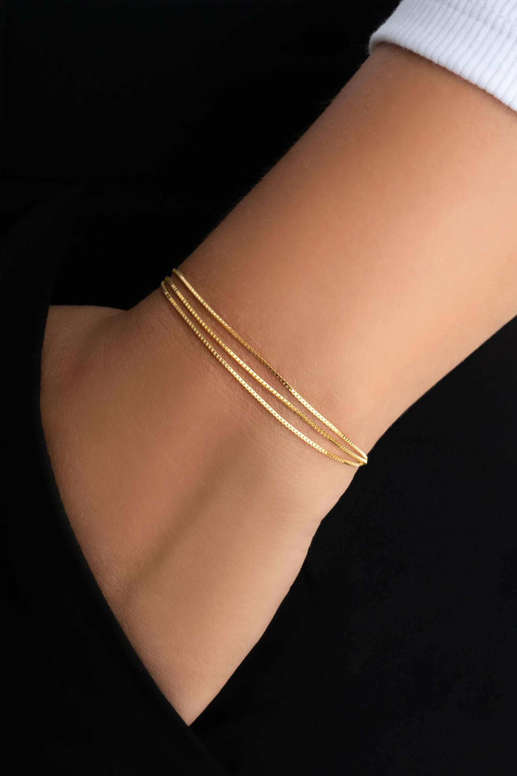 ⁠ Sonsuz Bağ 18 Ayar Sarı Altın Kaplama 19 Cm Gümüş Üçlü Zincir Bileklik_1}