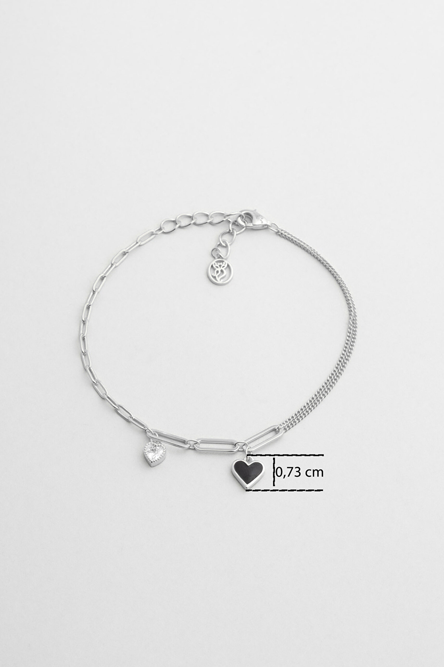 ⁠ Siyah Kalp 18 Ayar Beyaz Altın Kaplama 19 Cm Gümüş Minimal Bileklik_2}