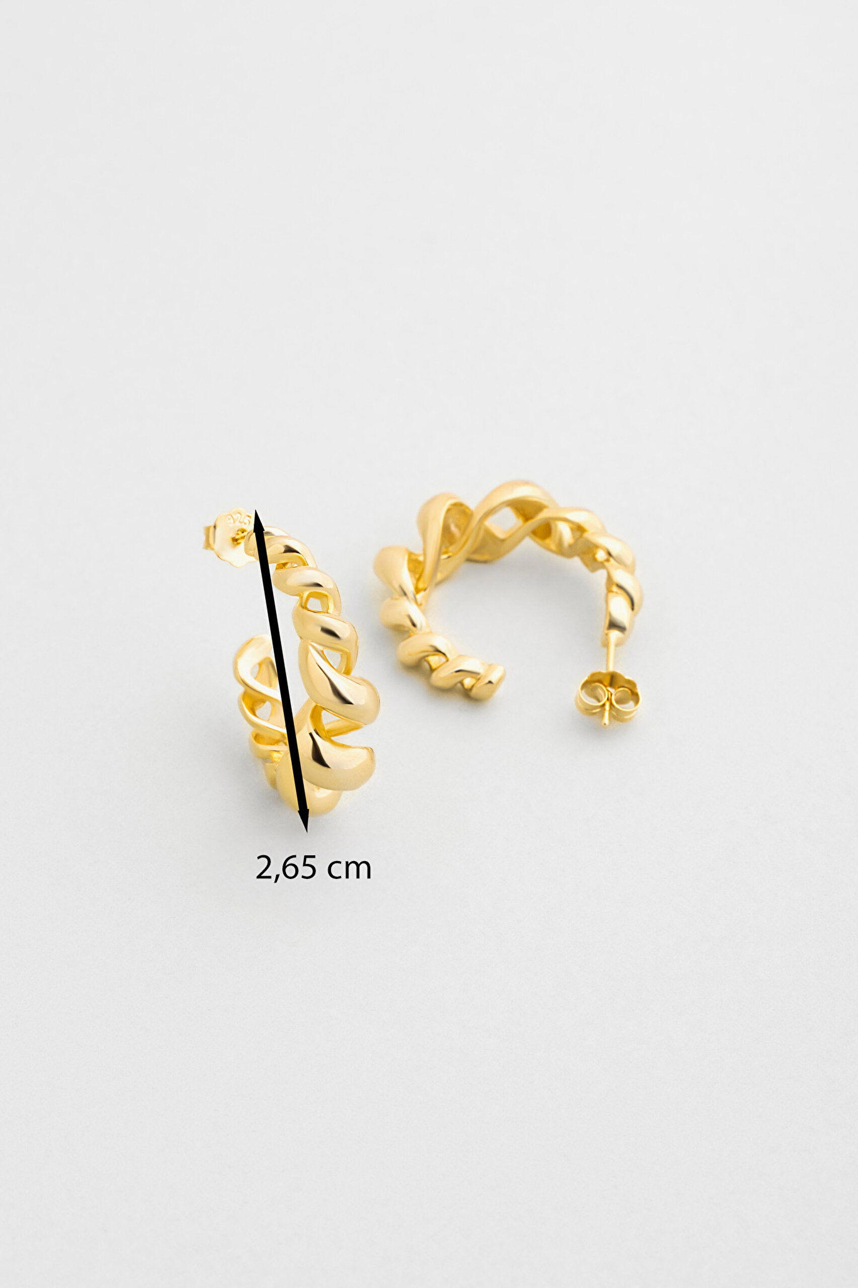 ⁠ Burgu Detaylı 18 Ayar Sarı Altın Kaplama Gümüş Halka Küpe_2}