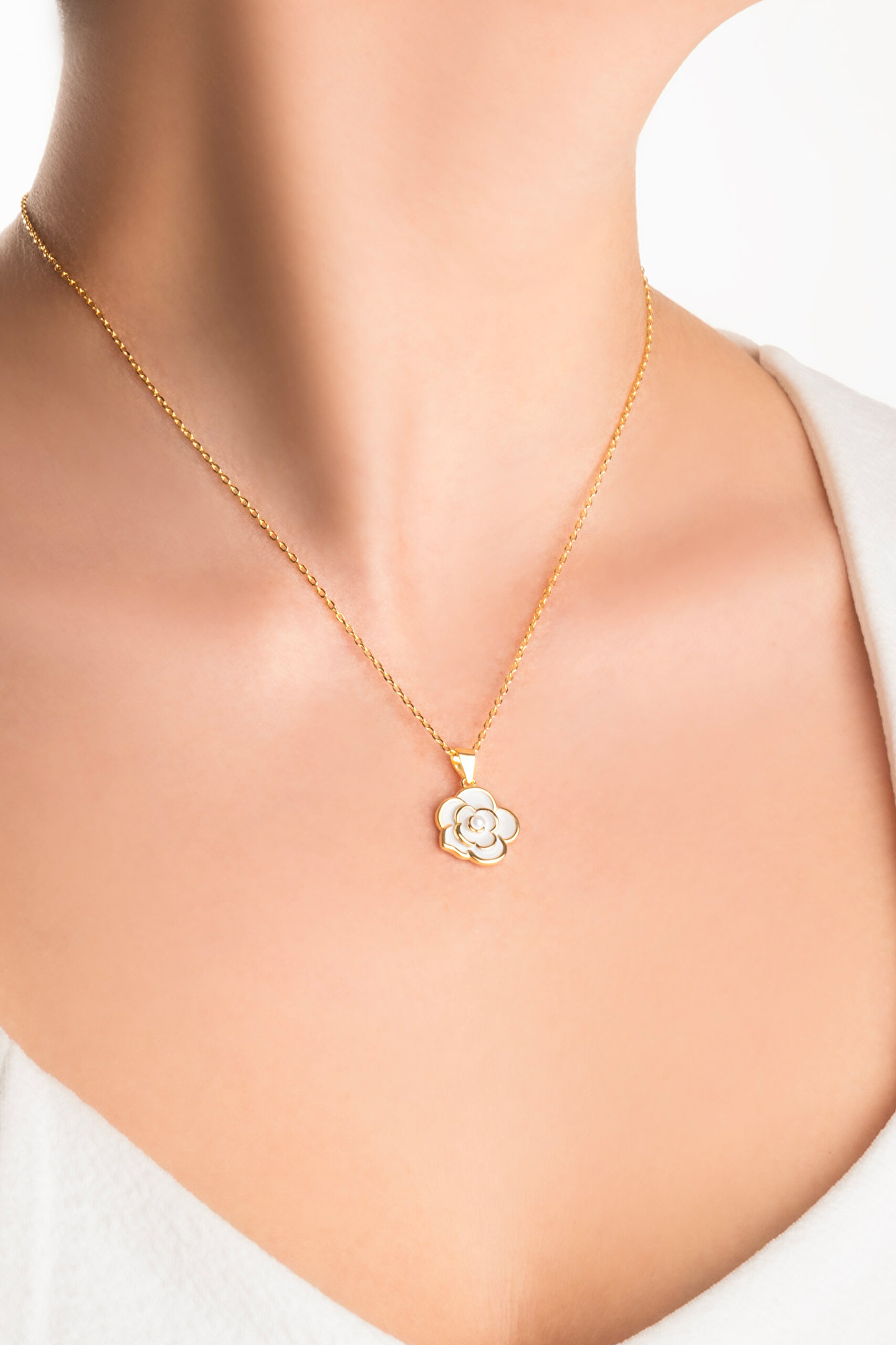 ⁠ İnci Çiçeği 18 Ayar Sarı Altın Kaplama 45 Cm Gümüş Kolye_1}