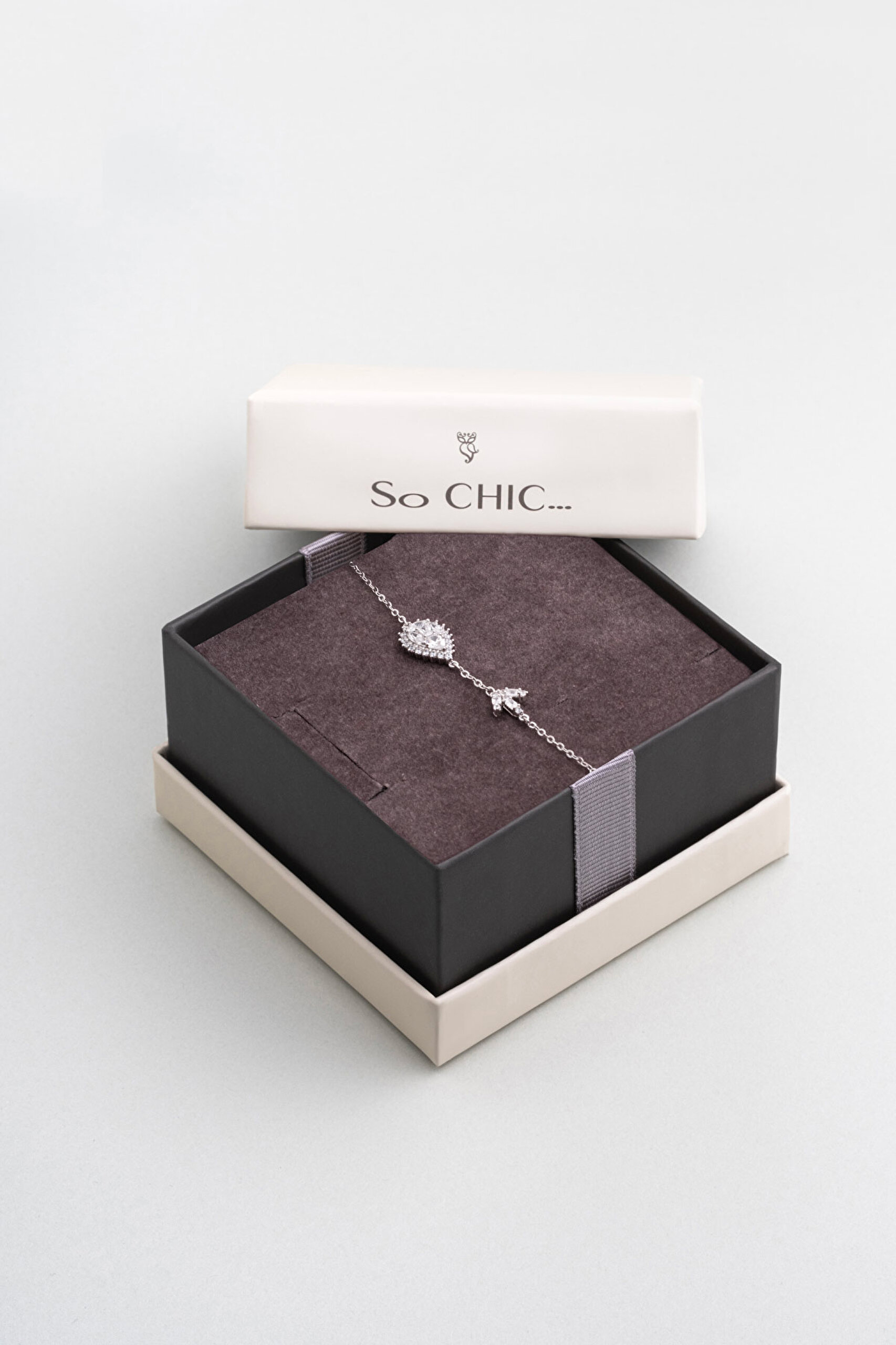 ⁠ Zambak Işıltısı 18 Ayar Beyaz Altın Kaplama 19 Cm Gümüş Bileklik_5}