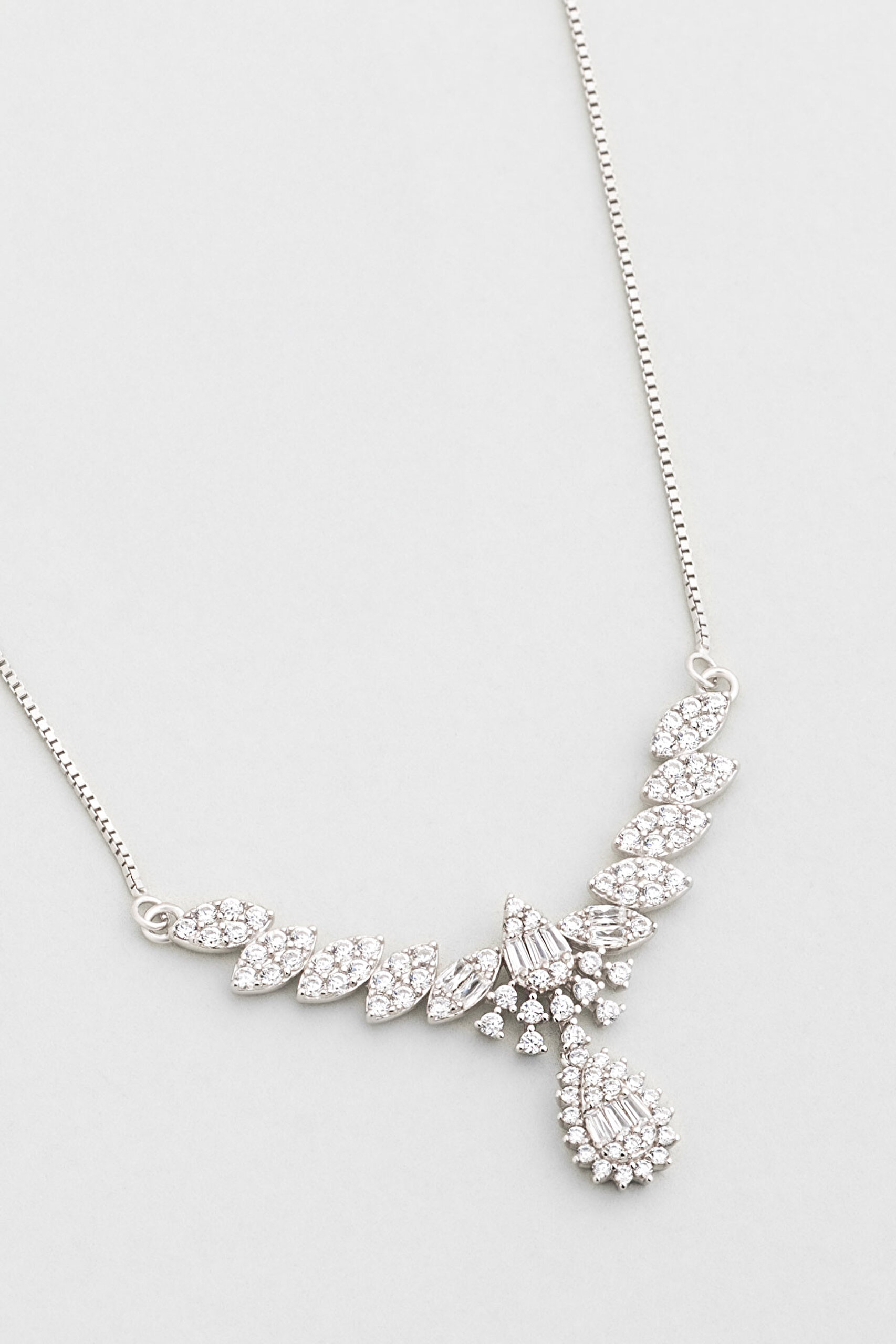 ⁠ Gelin Çiçeği 18 Ayar Beyaz Altın Kaplama 45 Cm Gümüş Kolye_4}