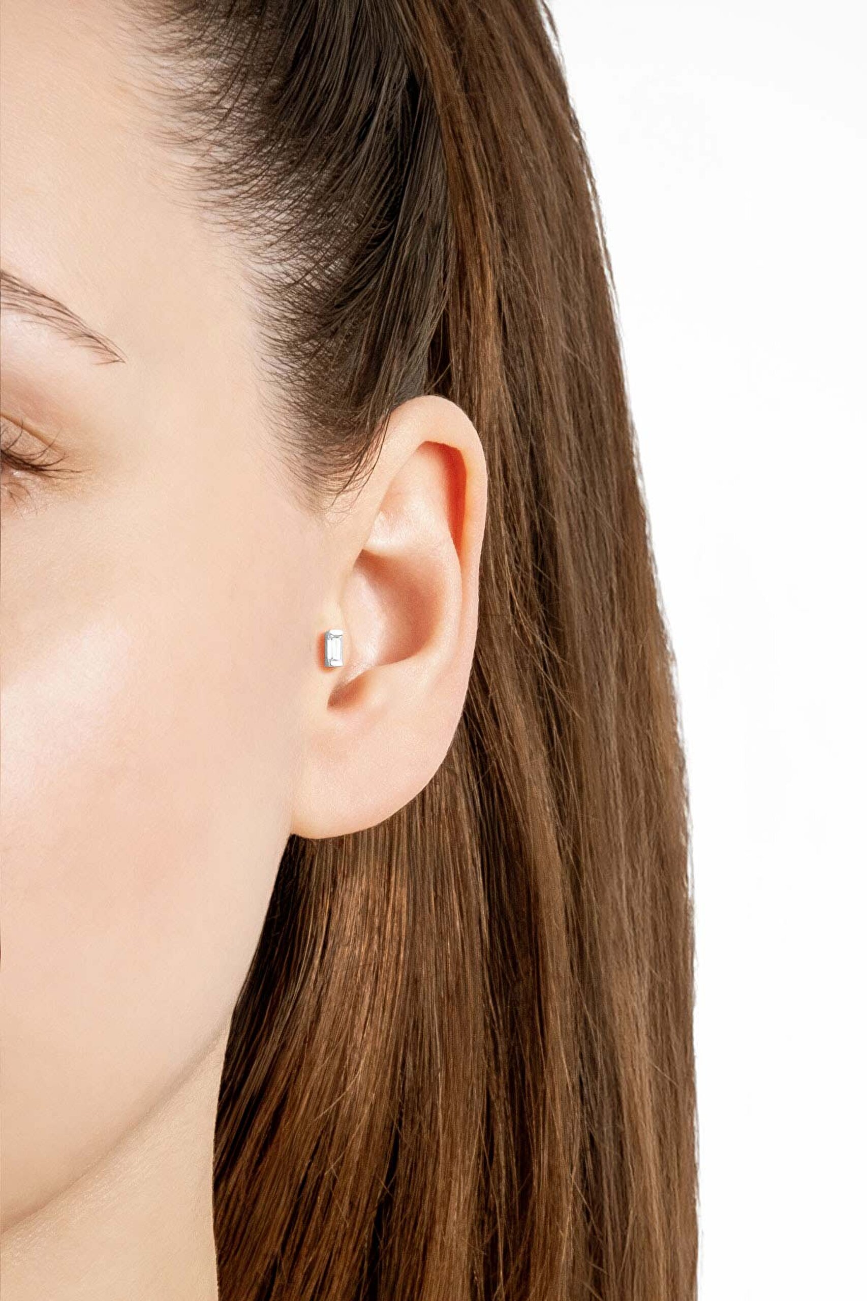 ⁠ Baget Işıltısı 18 Ayar Beyaz Altın Kaplama Gümüş Tragus-Helix Piercing_1}
