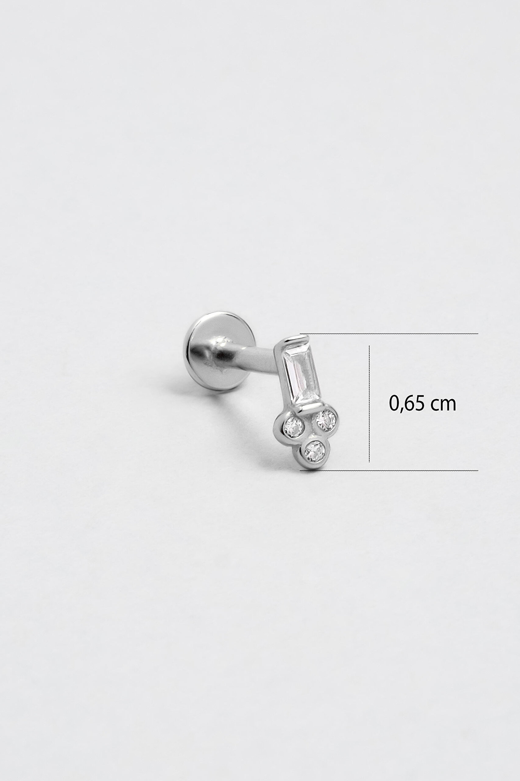 ⁠ Baget Kesim 18 Ayar Beyaz Altın Kaplama Gümüş Tragus-Helix Piercing_2}