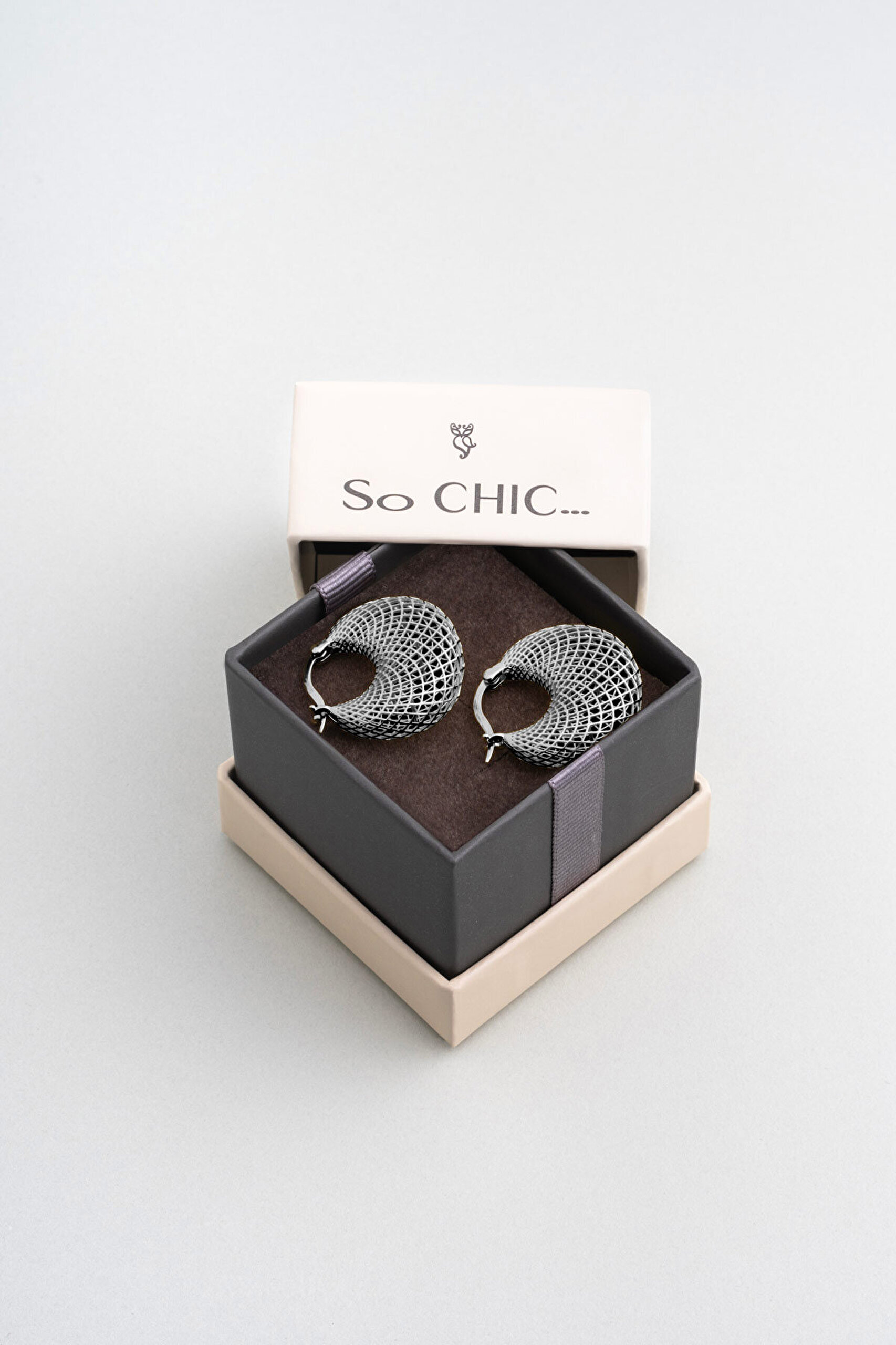 Ay Tanrıçası 18 Ayar Beyaz Altın Kaplama Gümüş Halka Küpe - 4