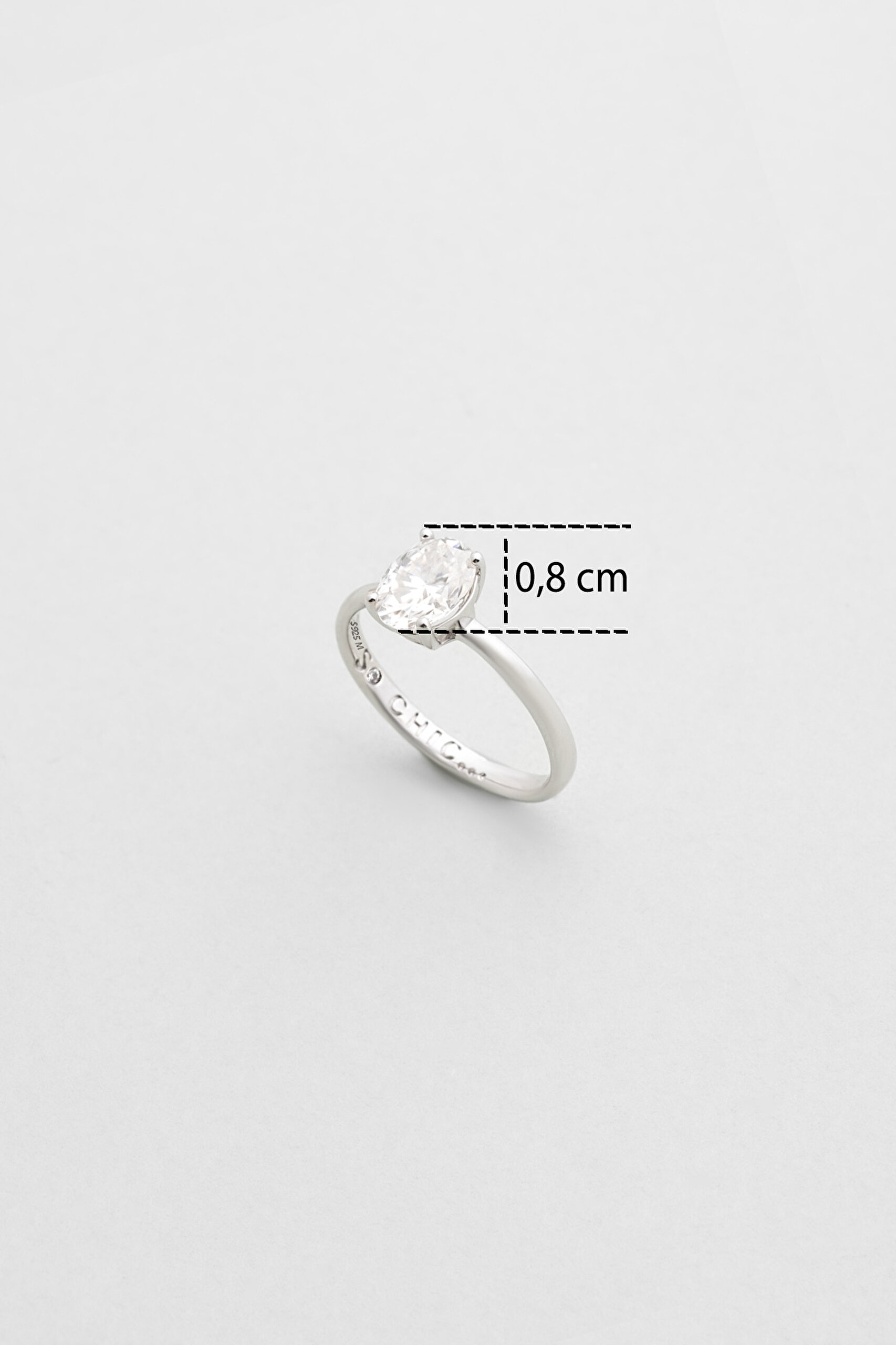 ⁠ Mozanit Büyüsü 18 Ayar Beyaz Altın Kaplama Gümüş Yüzük_2}