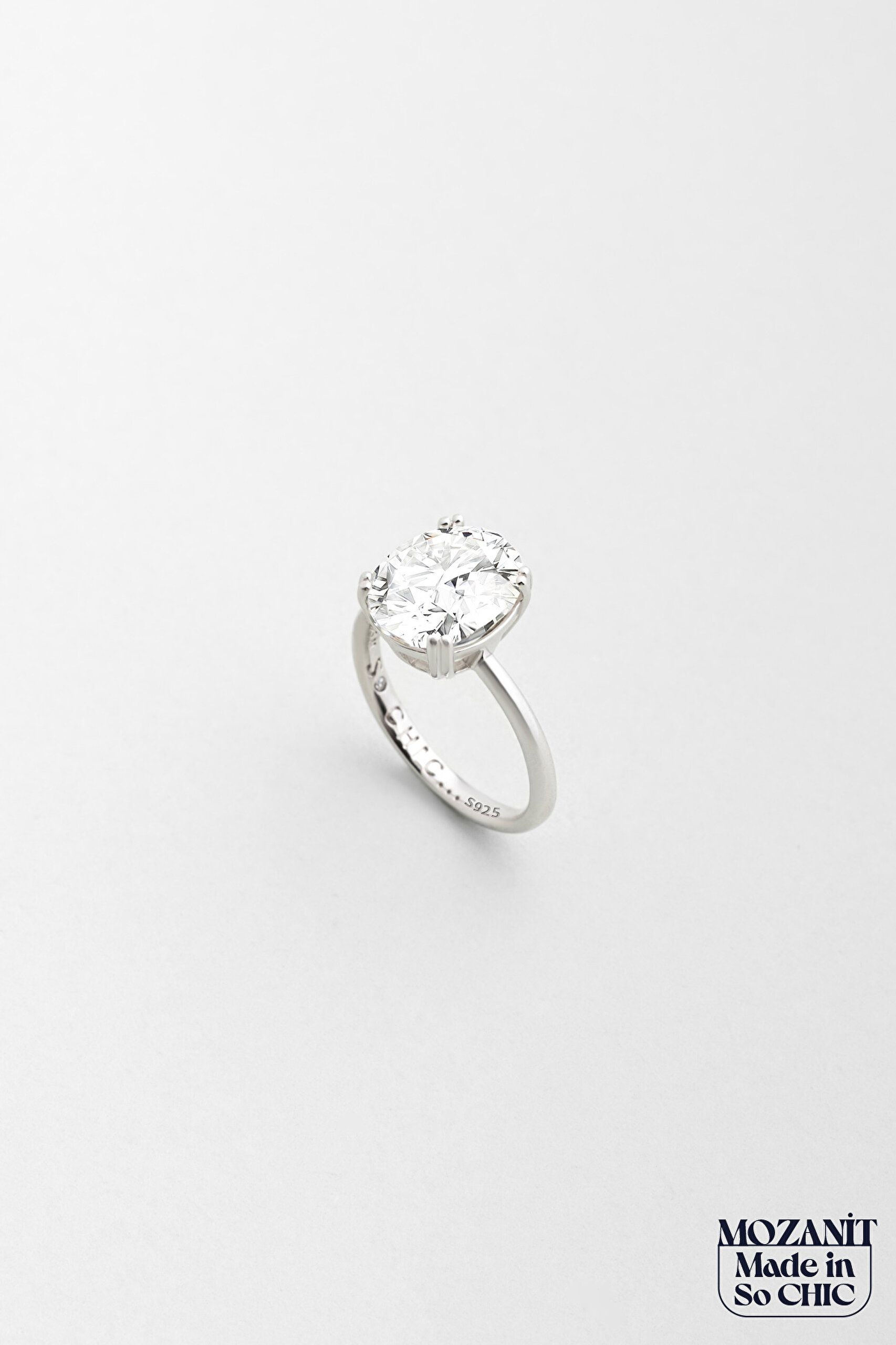 Mozanit Rüyası 18 Ayar Beyaz Altın Kaplama Gümüş Tektaş Yüzük - 0