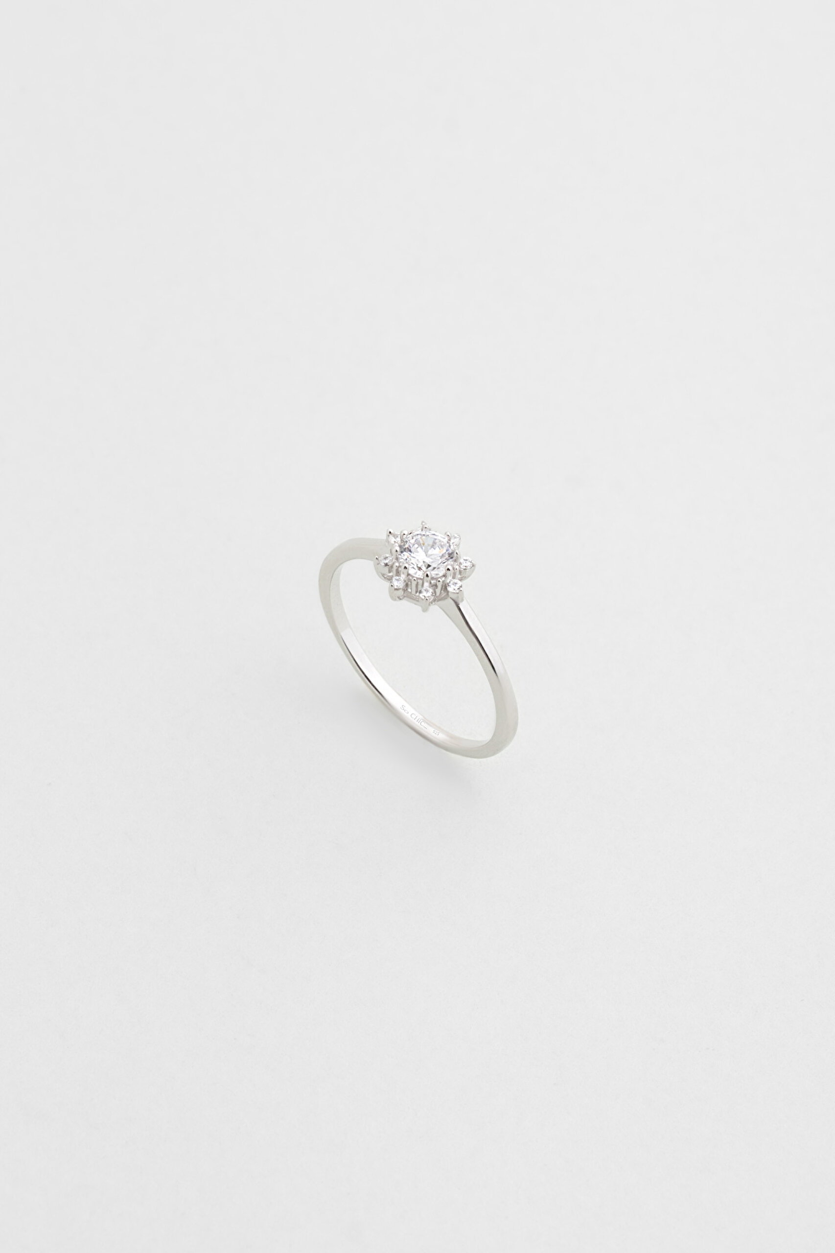 ⁠ Sonsuzluk Çiçeği 18 Ayar Beyaz Altın Kaplama Gümüş Yüzük_0}