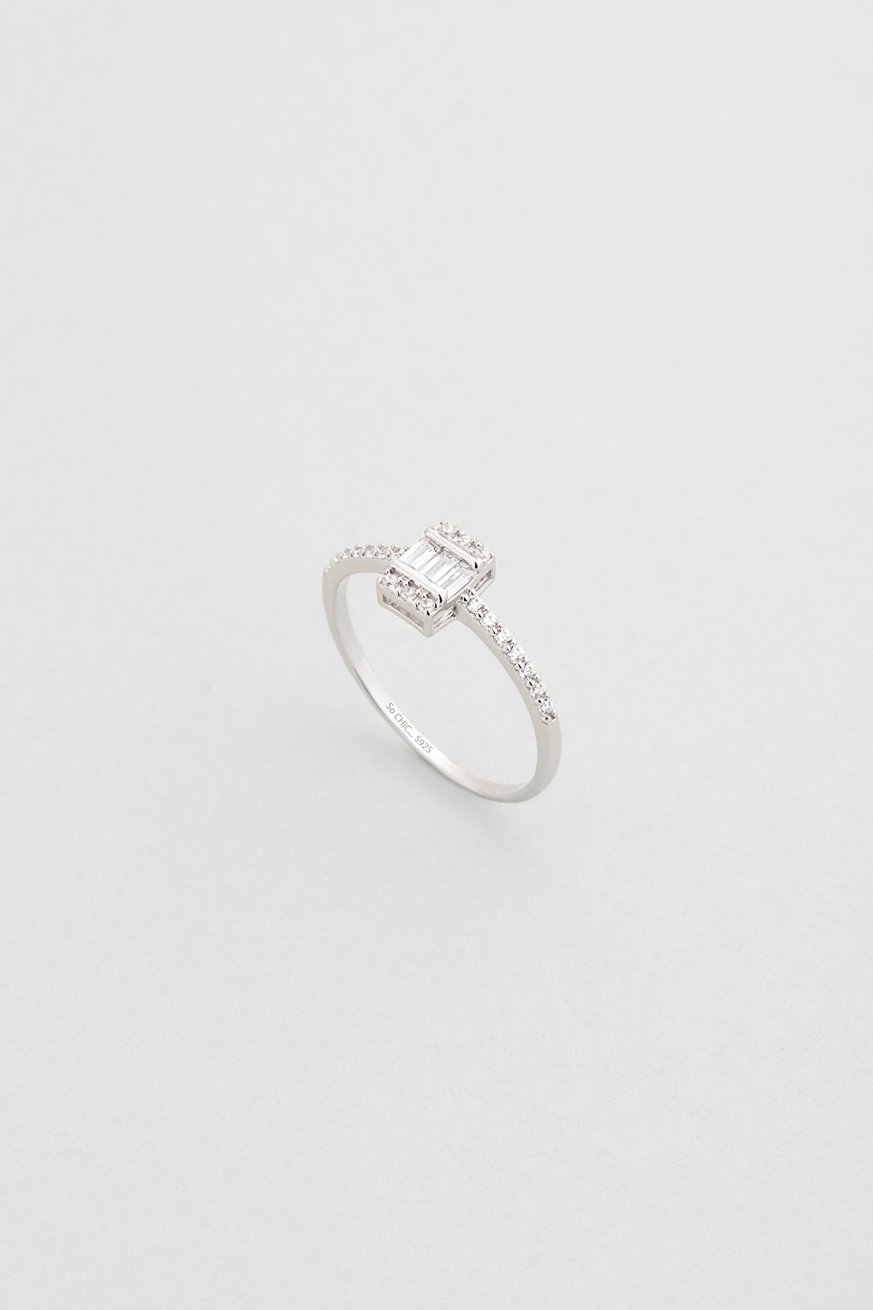 ⁠ Işık Yolu 18 Ayar Beyaz Altın Kaplama Gümüş Minimal Yüzük_0}