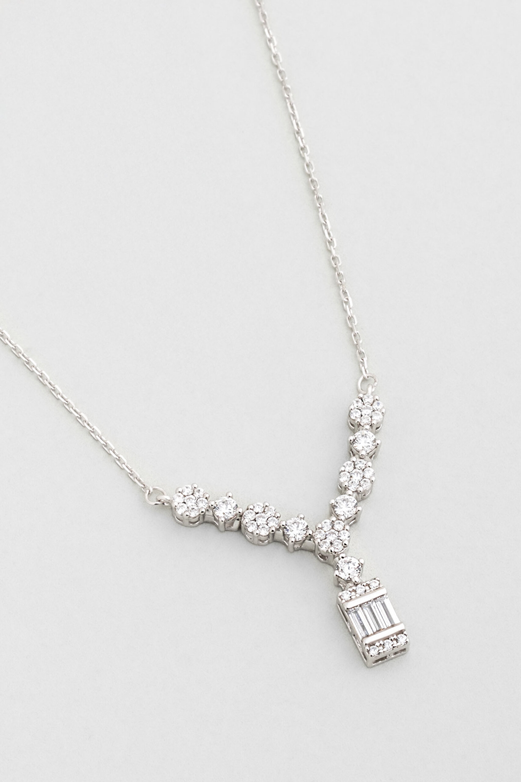 ⁠ Işık Yolu 18 Ayar Beyaz Altın Kaplama 45 Cm Gümüş Kolye_4}