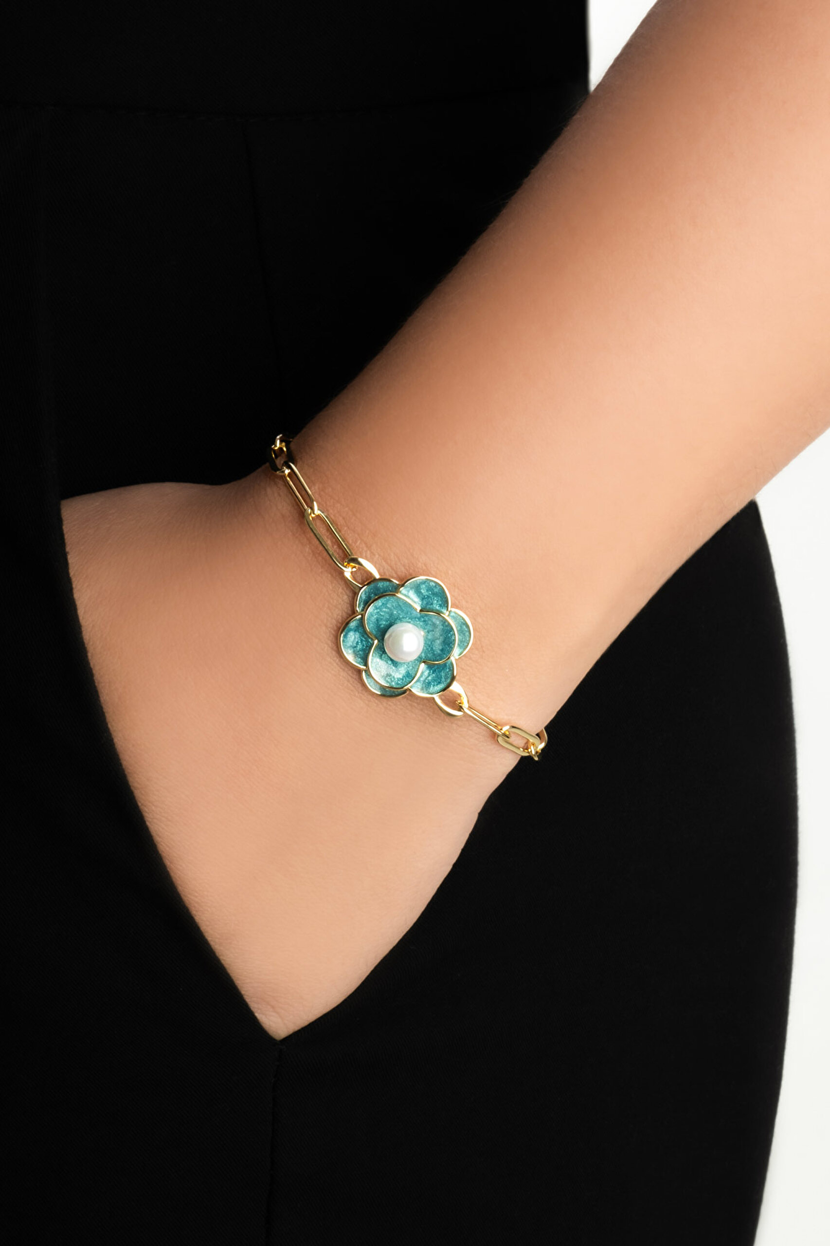 ⁠ Kamelya Çiçeği 18 Ayar Sarı Altın Kaplama 19 Cm Gümüş Zincir Bileklik_1}