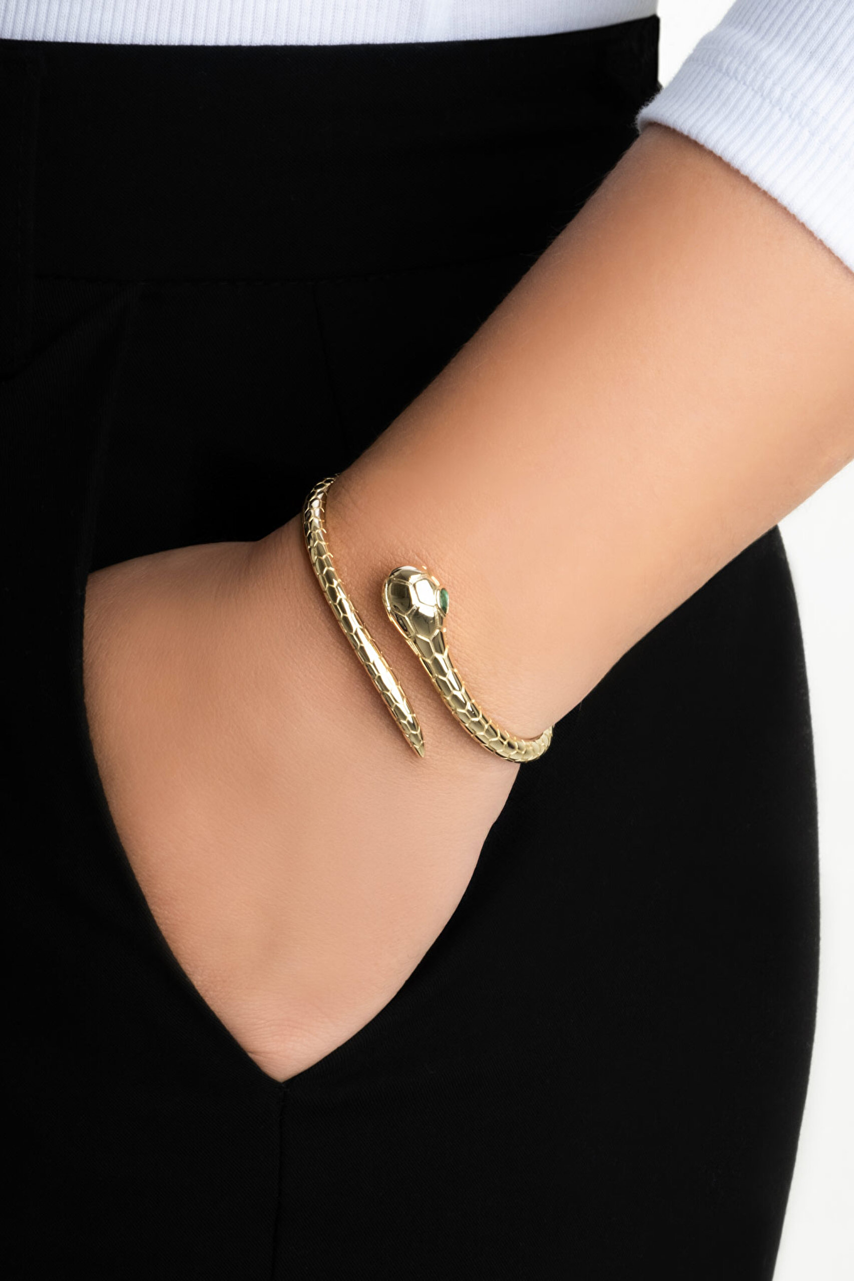 ⁠ Medusa Yılanı 18 Ayar Sarı Altın Kaplama Gümüş Kelepçe Bileklik_1}