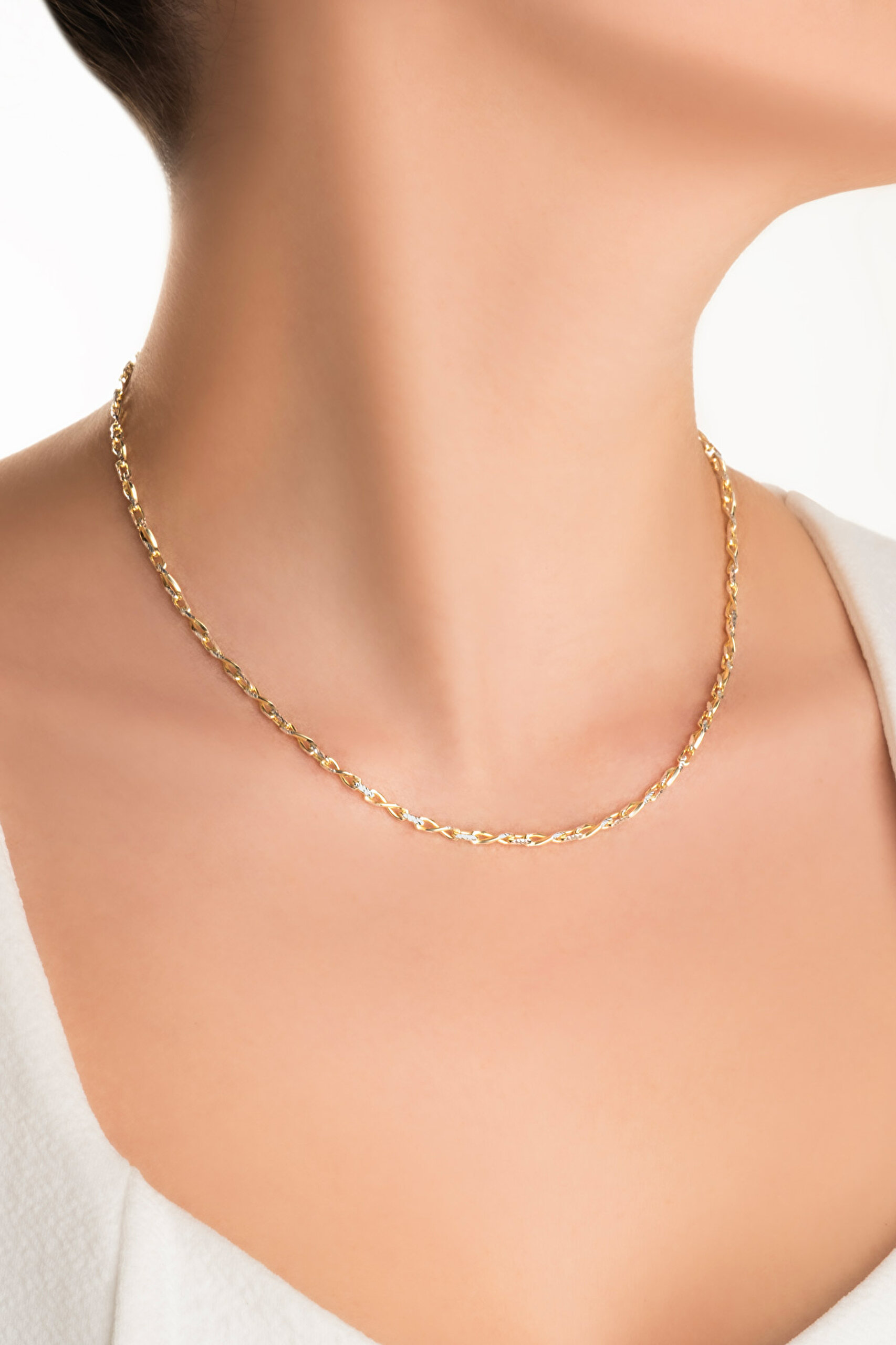 ⁠ Cassandra İtalyan 18 Ayar Sarı Ve Beyaz Altın Kaplama 45 Cm Gümüş Kolye_1}